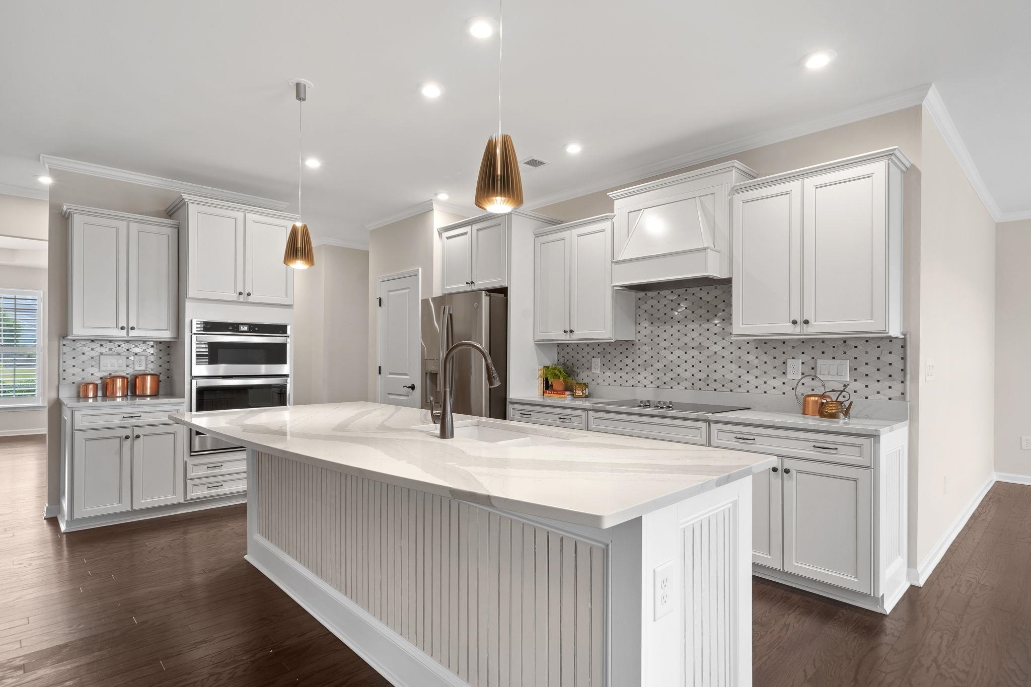 1011 DELMARINA STREET