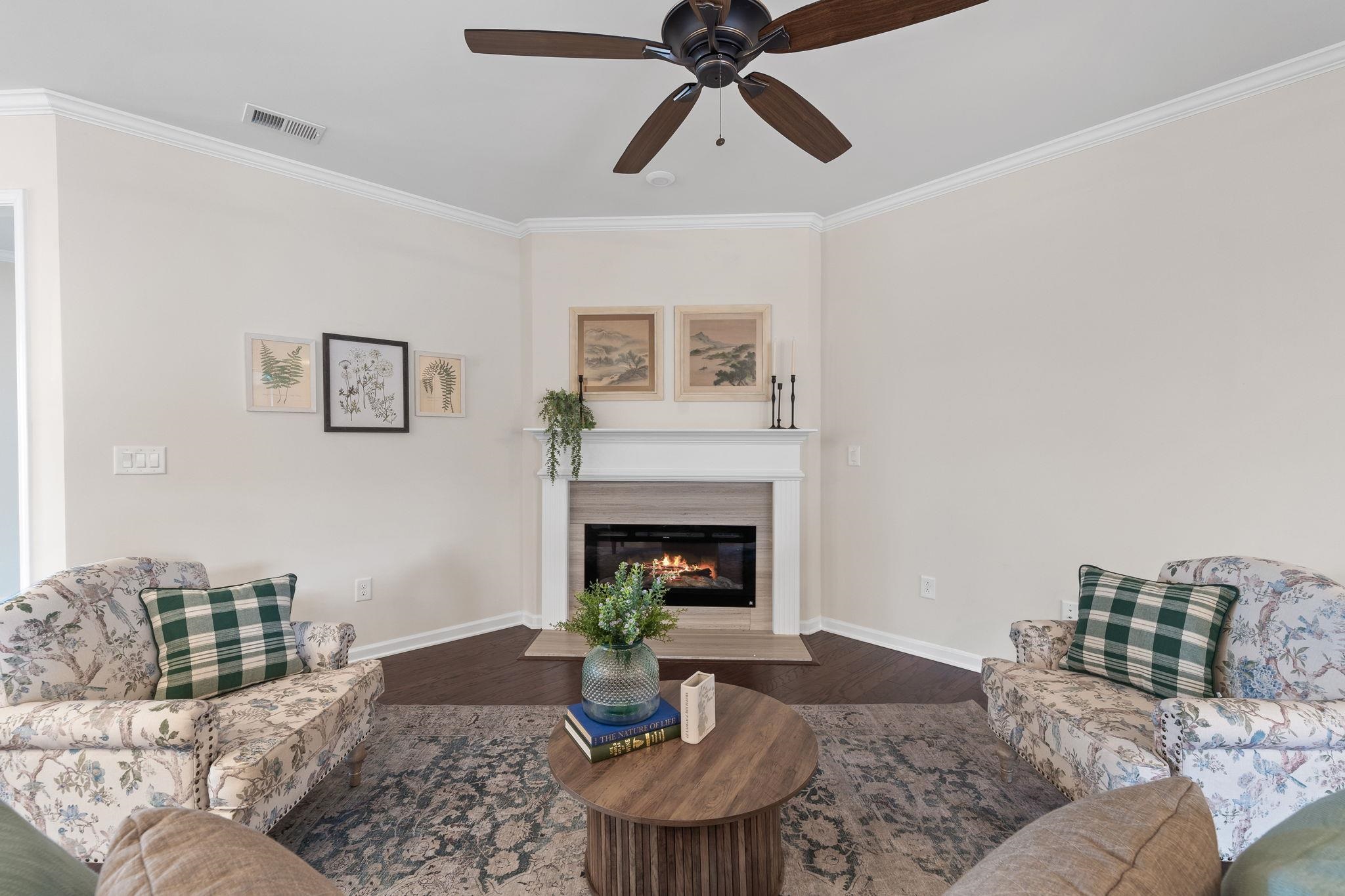 1011 DELMARINA STREET