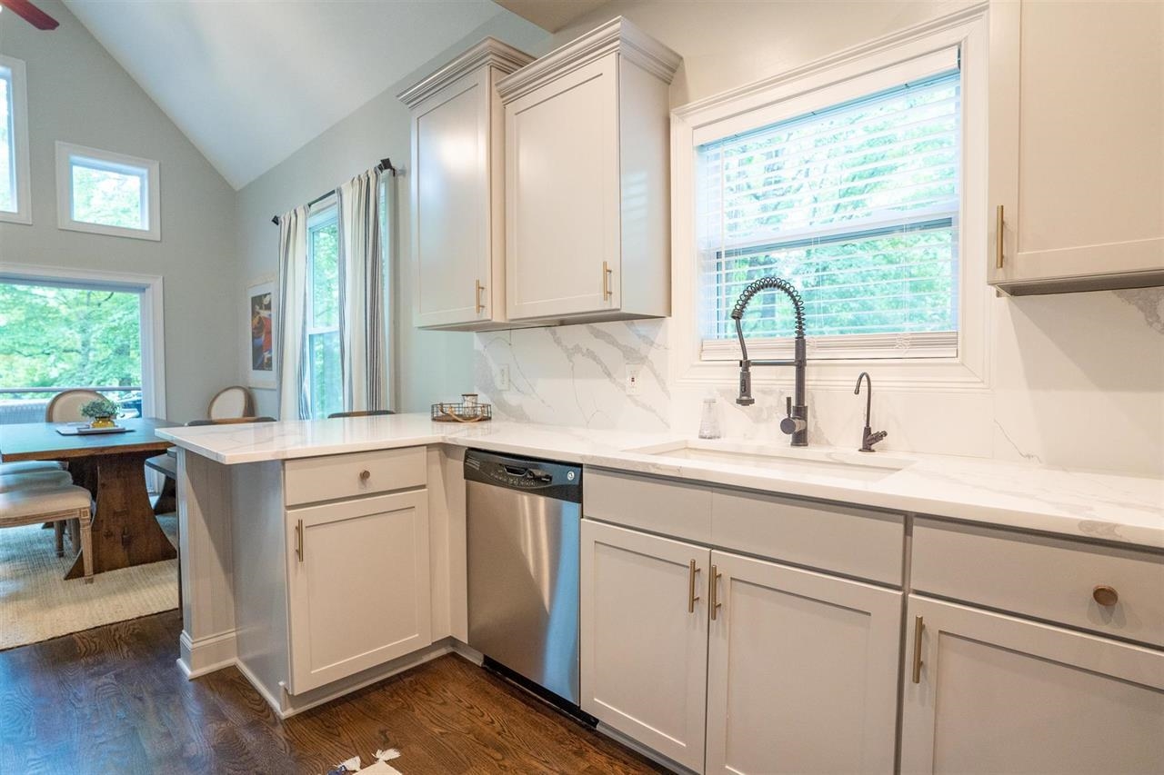 188 W RIVER BEND DRIVE