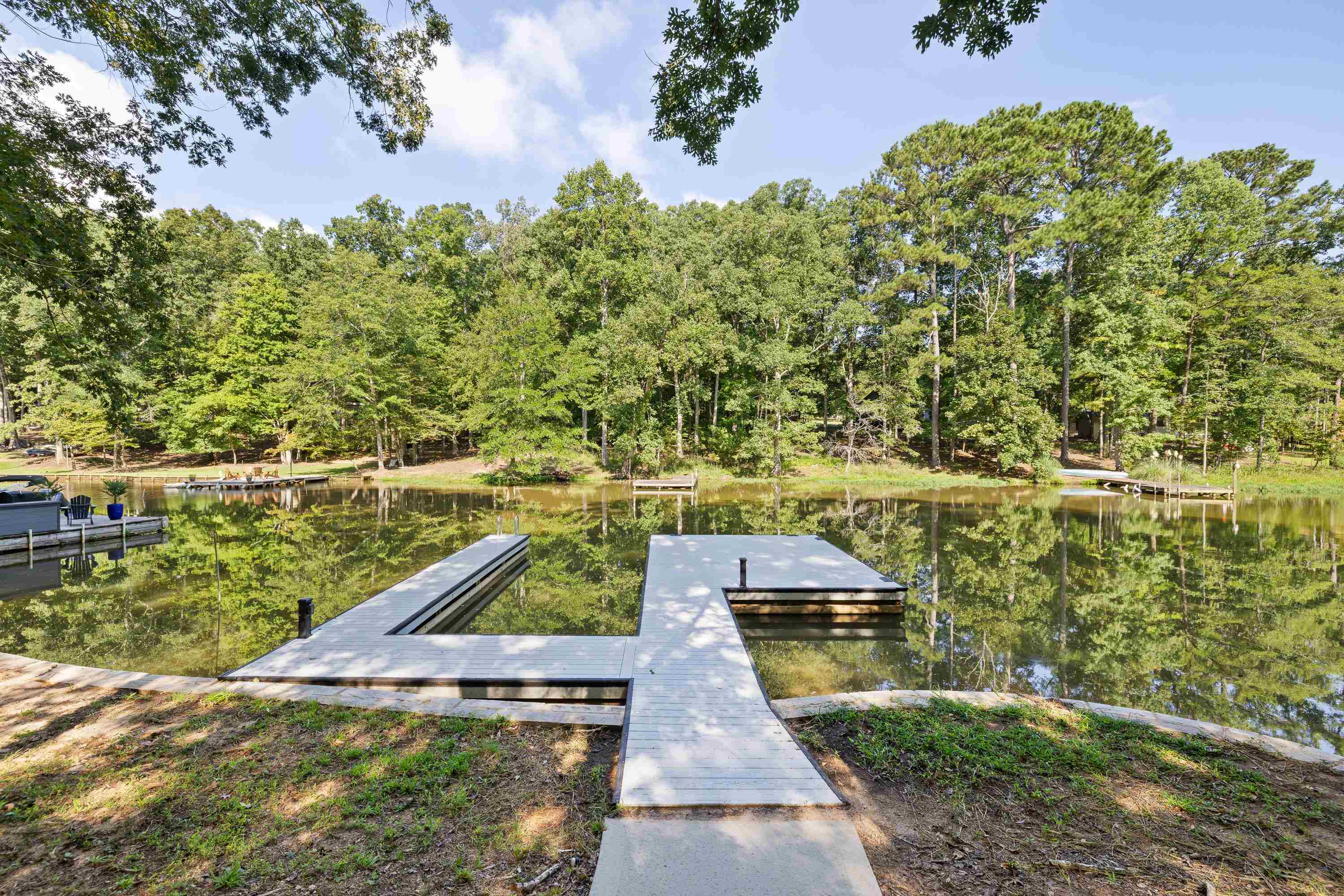 188 W RIVER BEND DRIVE