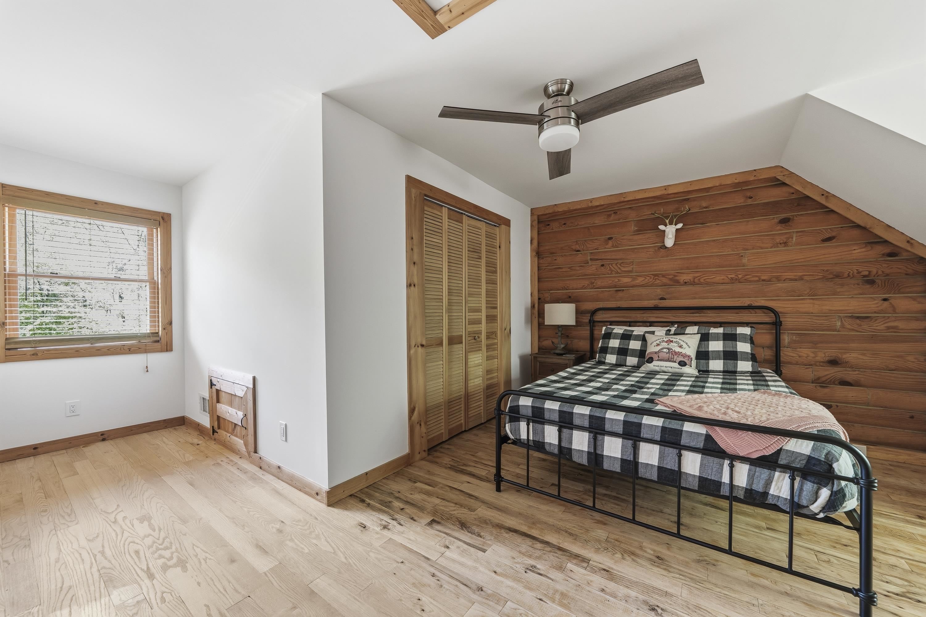 1221 PARKS MILL TRACE