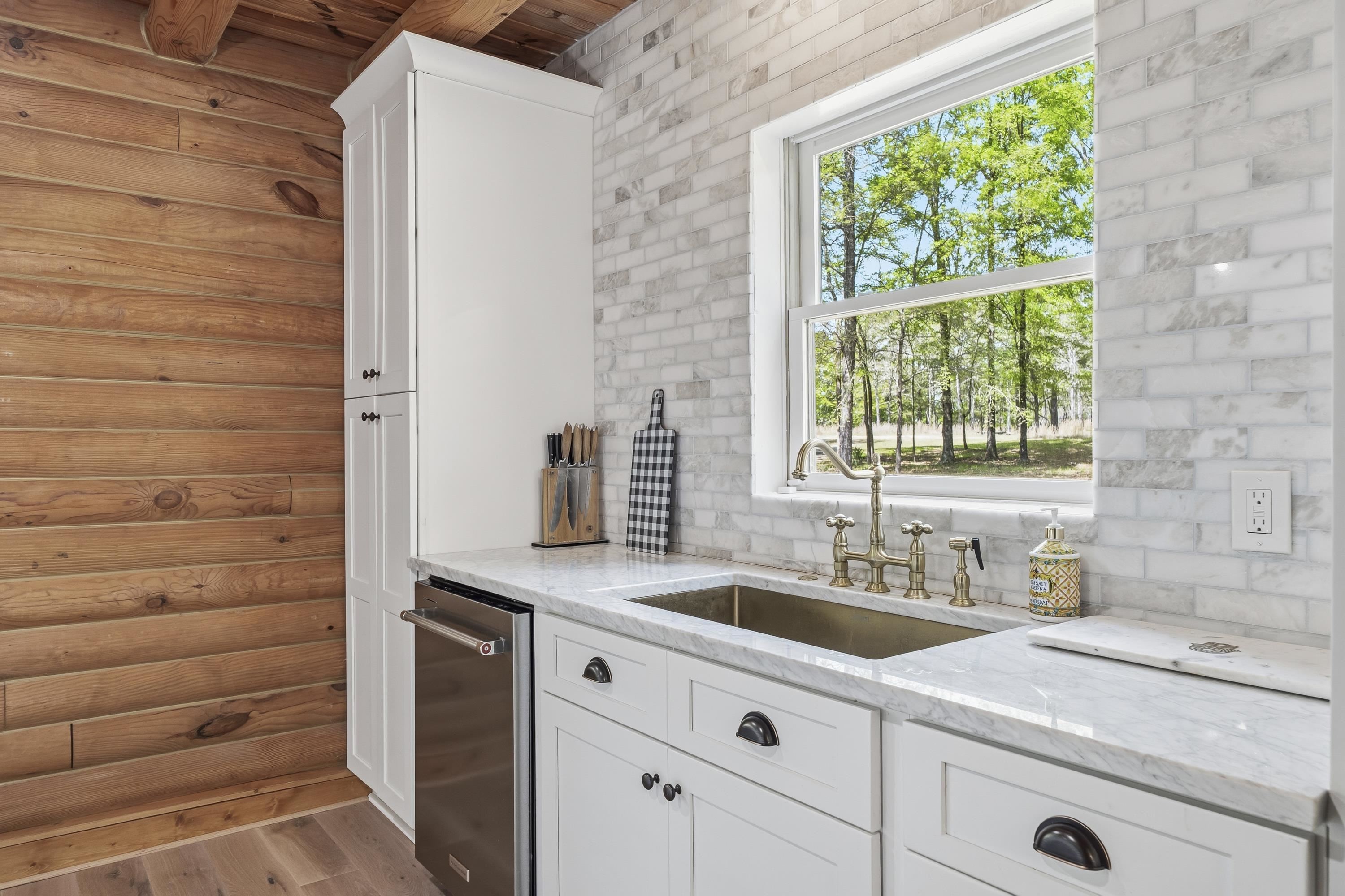 1221 PARKS MILL TRACE