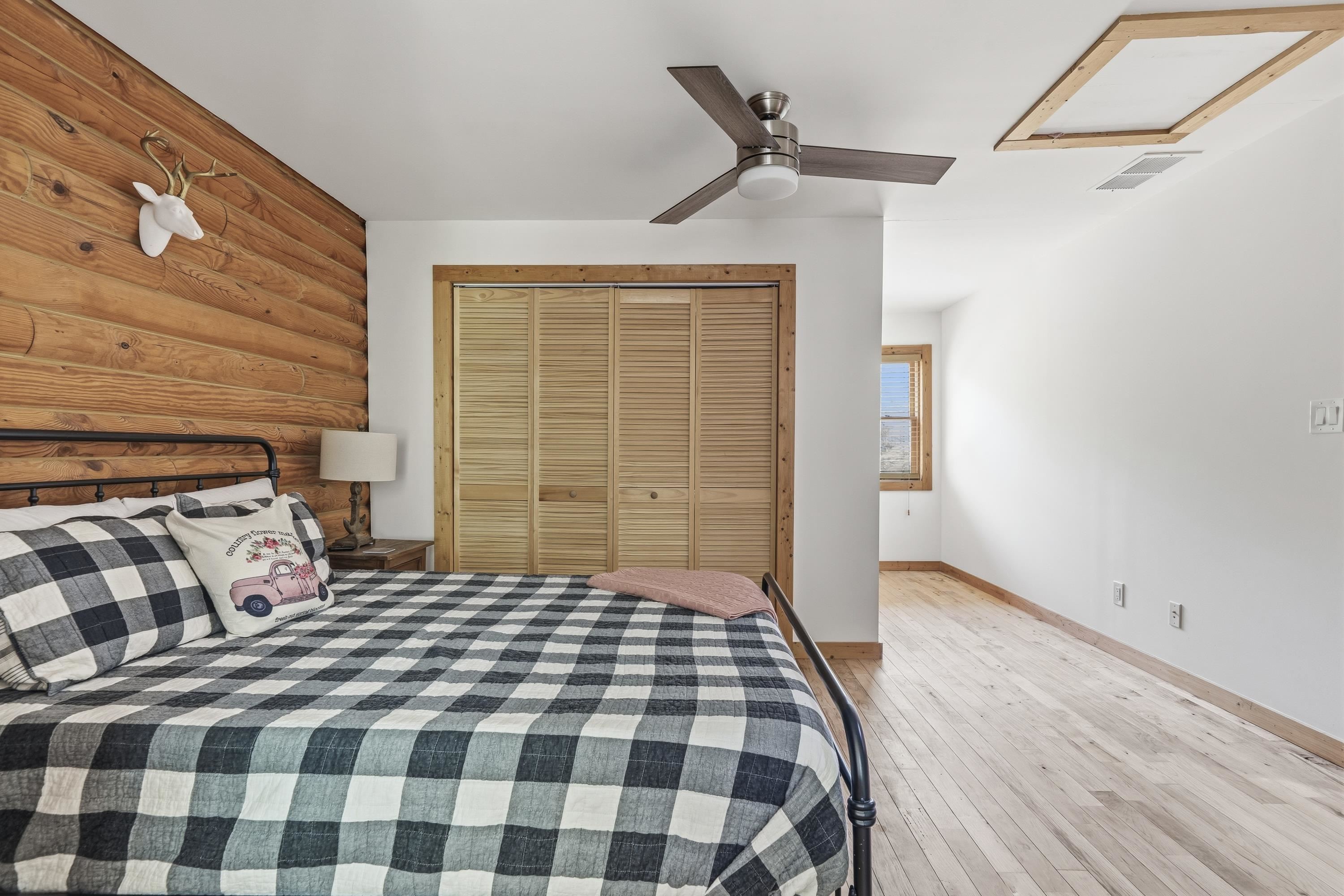 1221 PARKS MILL TRACE