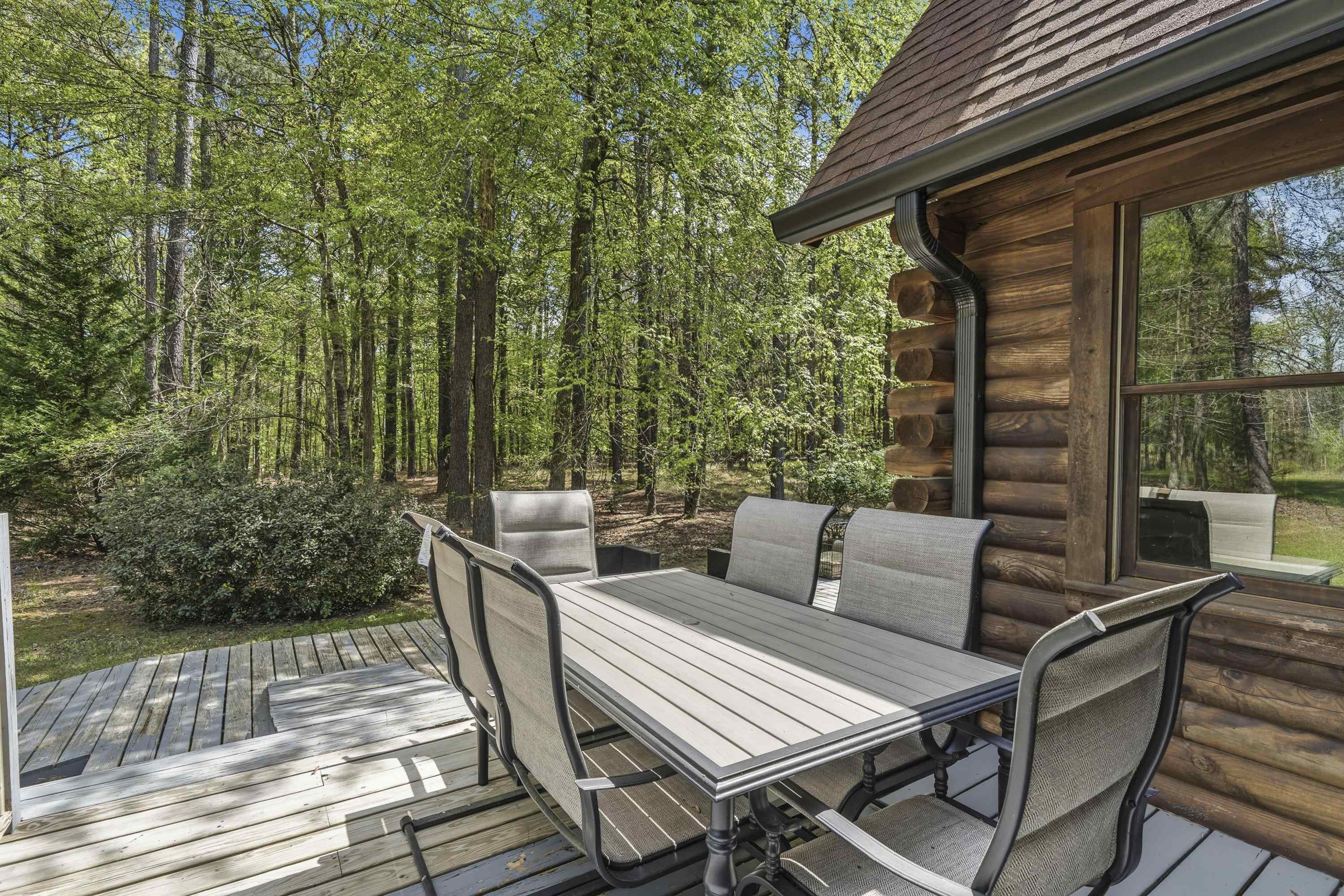 1221 PARKS MILL TRACE