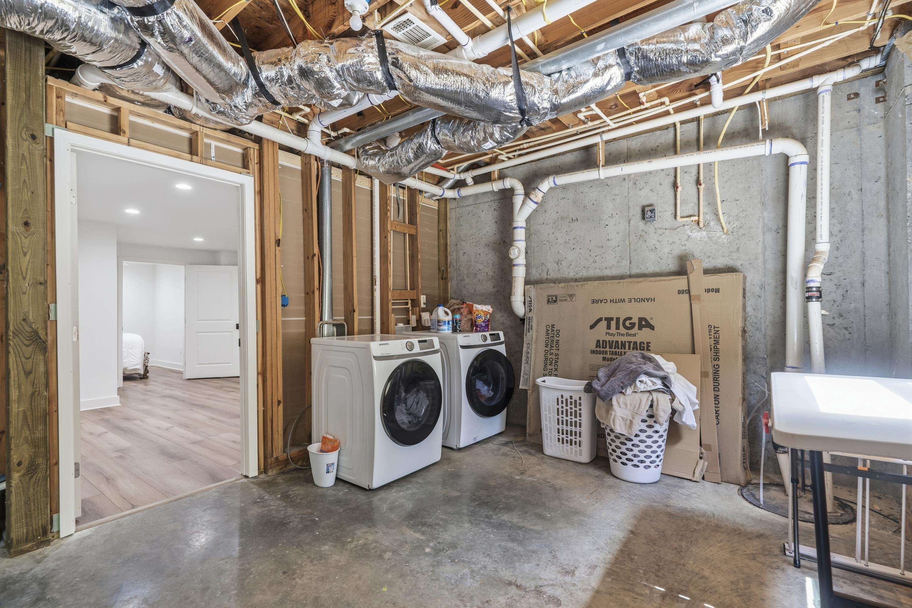 1221 PARKS MILL TRACE