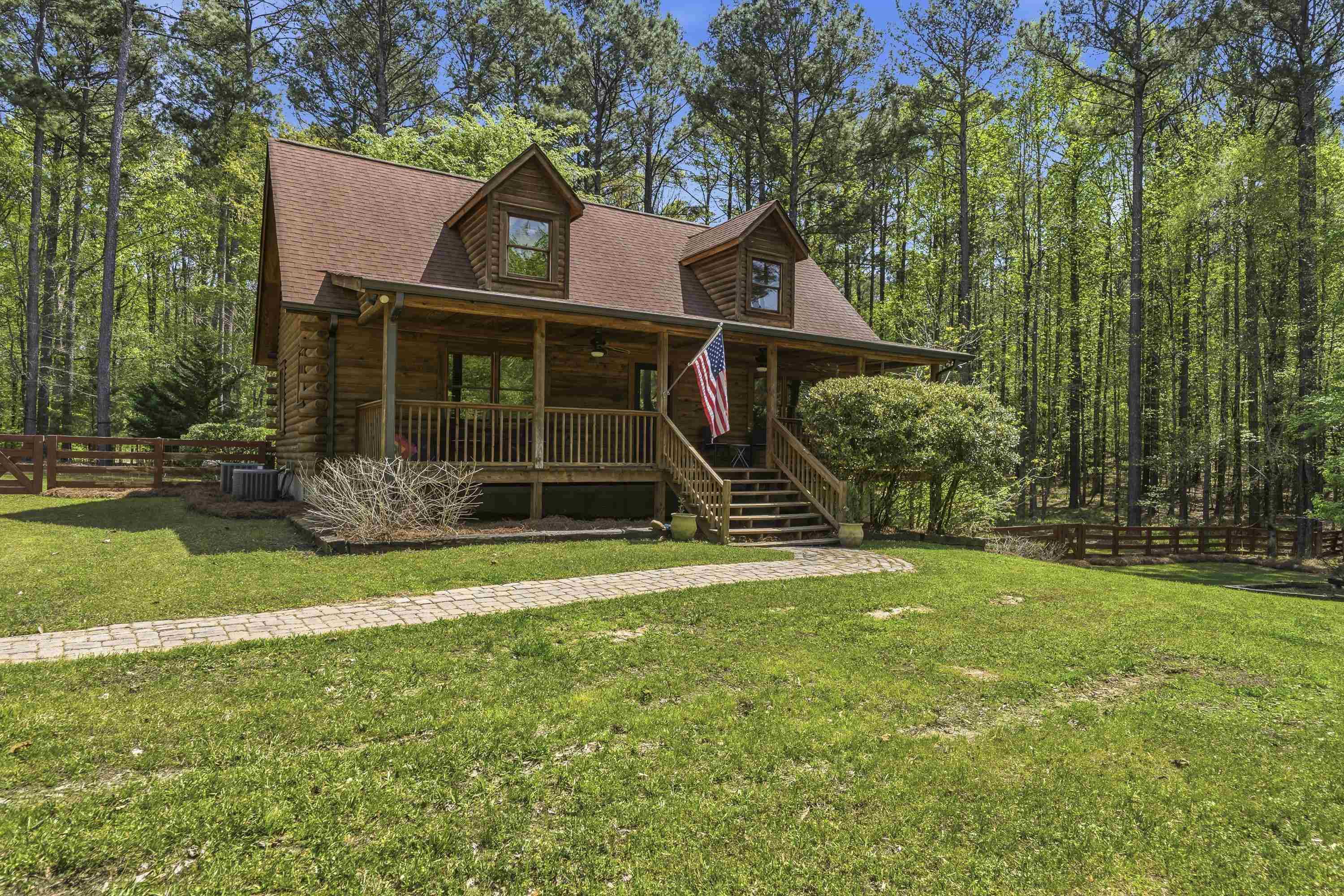 1221 PARKS MILL TRACE