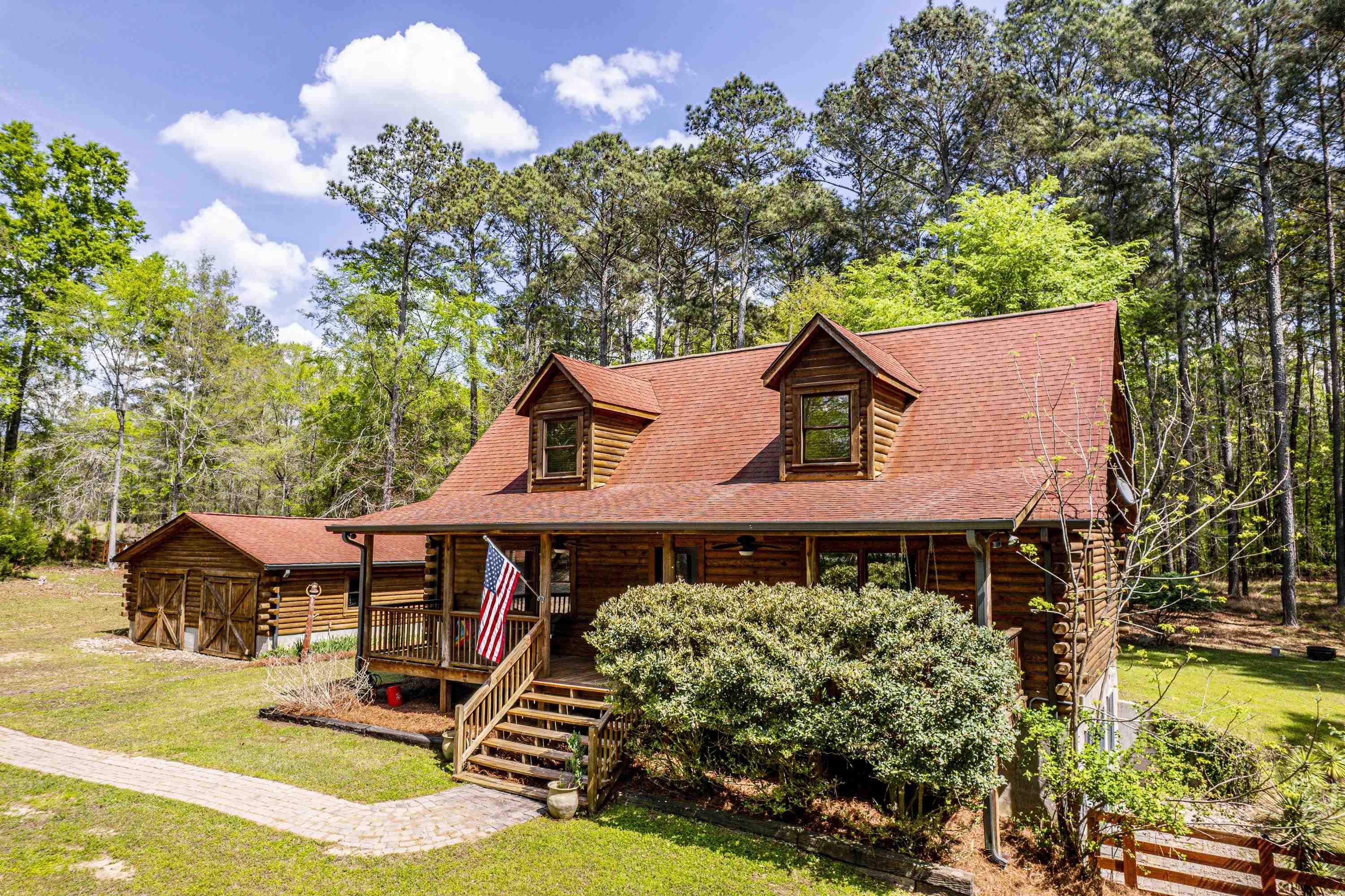 1221 PARKS MILL TRACE