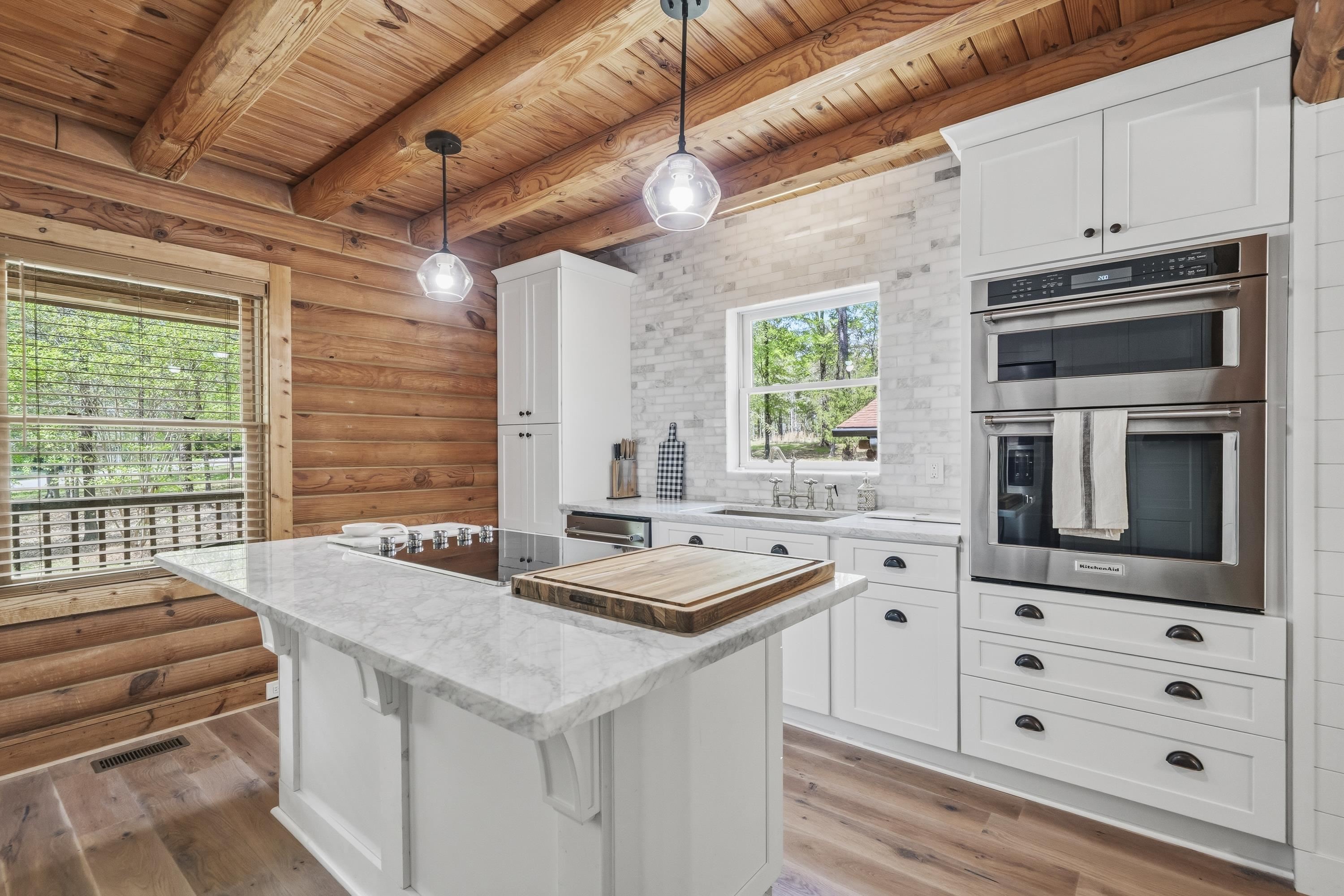 1221 PARKS MILL TRACE