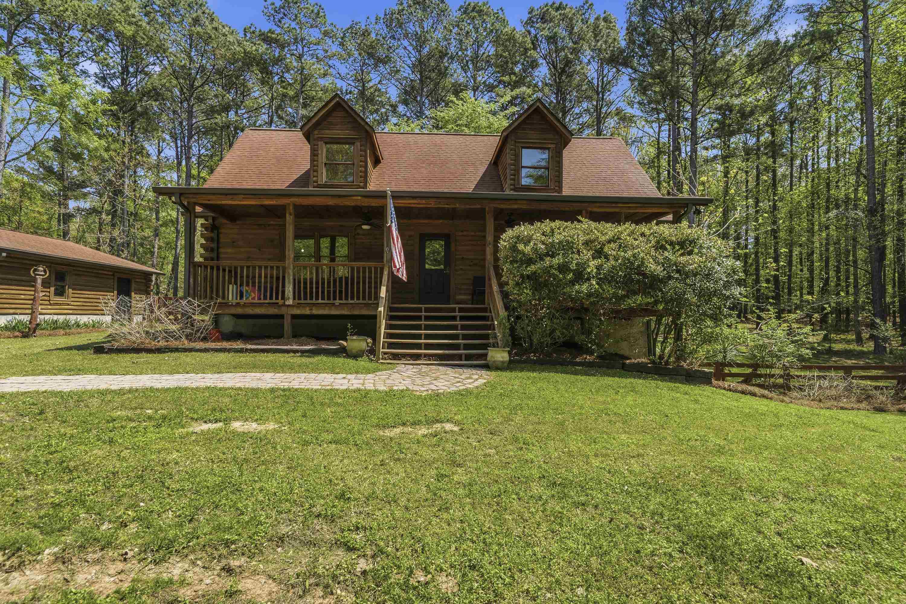 1221 PARKS MILL TRACE