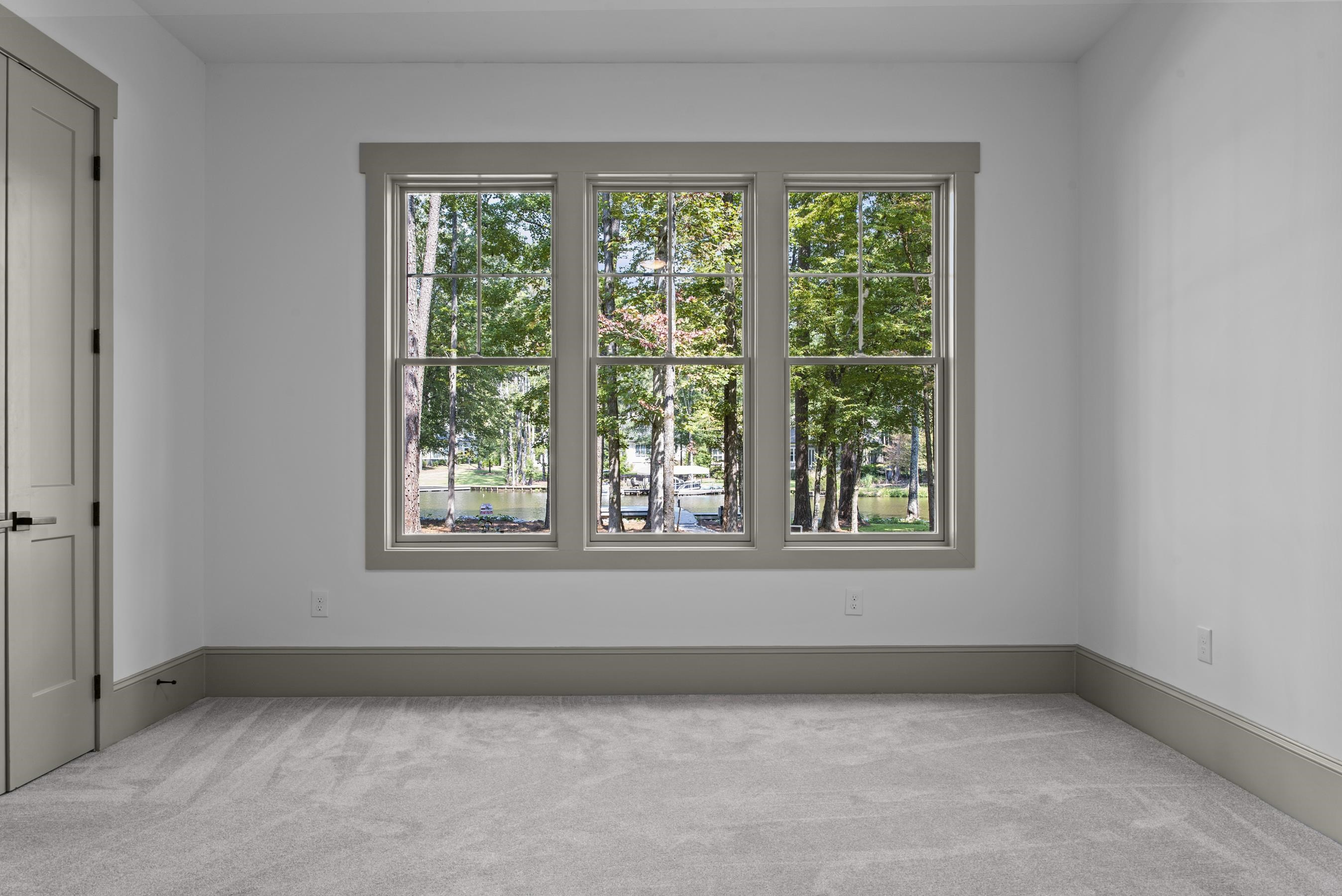 1281 SNUG HARBOR DRIVE