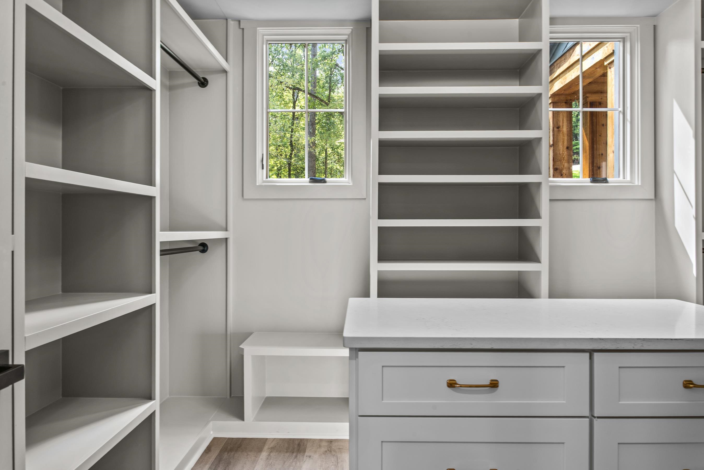 1281 SNUG HARBOR DRIVE