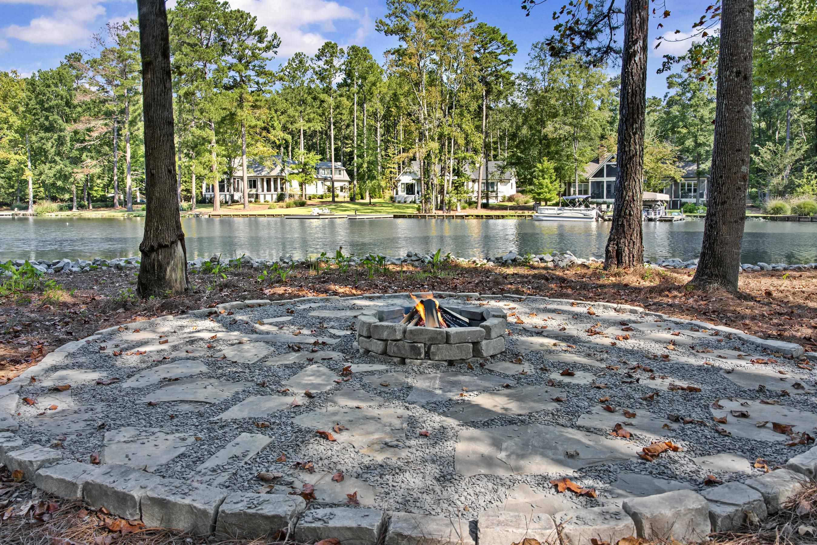 1281 SNUG HARBOR DRIVE