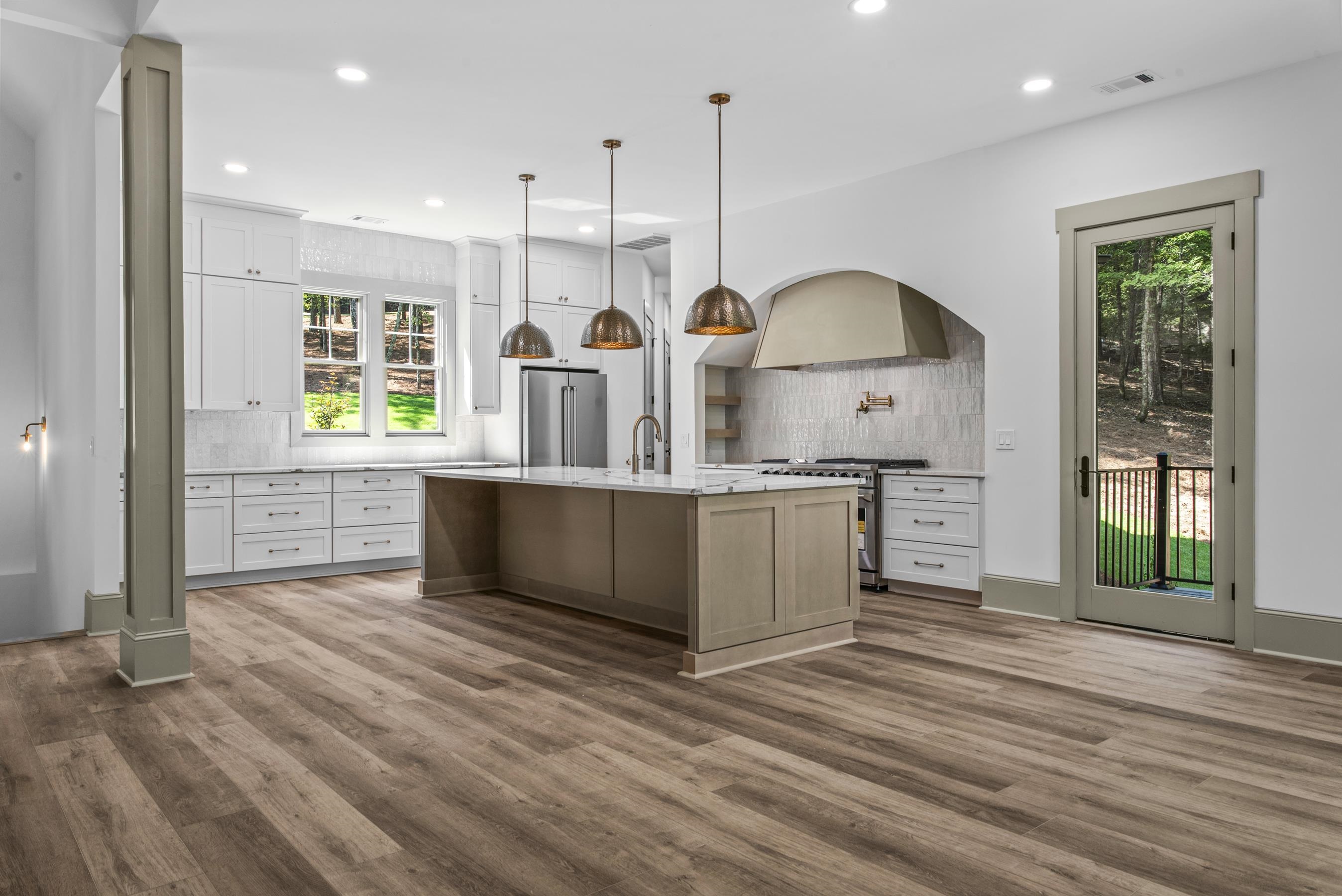 1281 SNUG HARBOR DRIVE