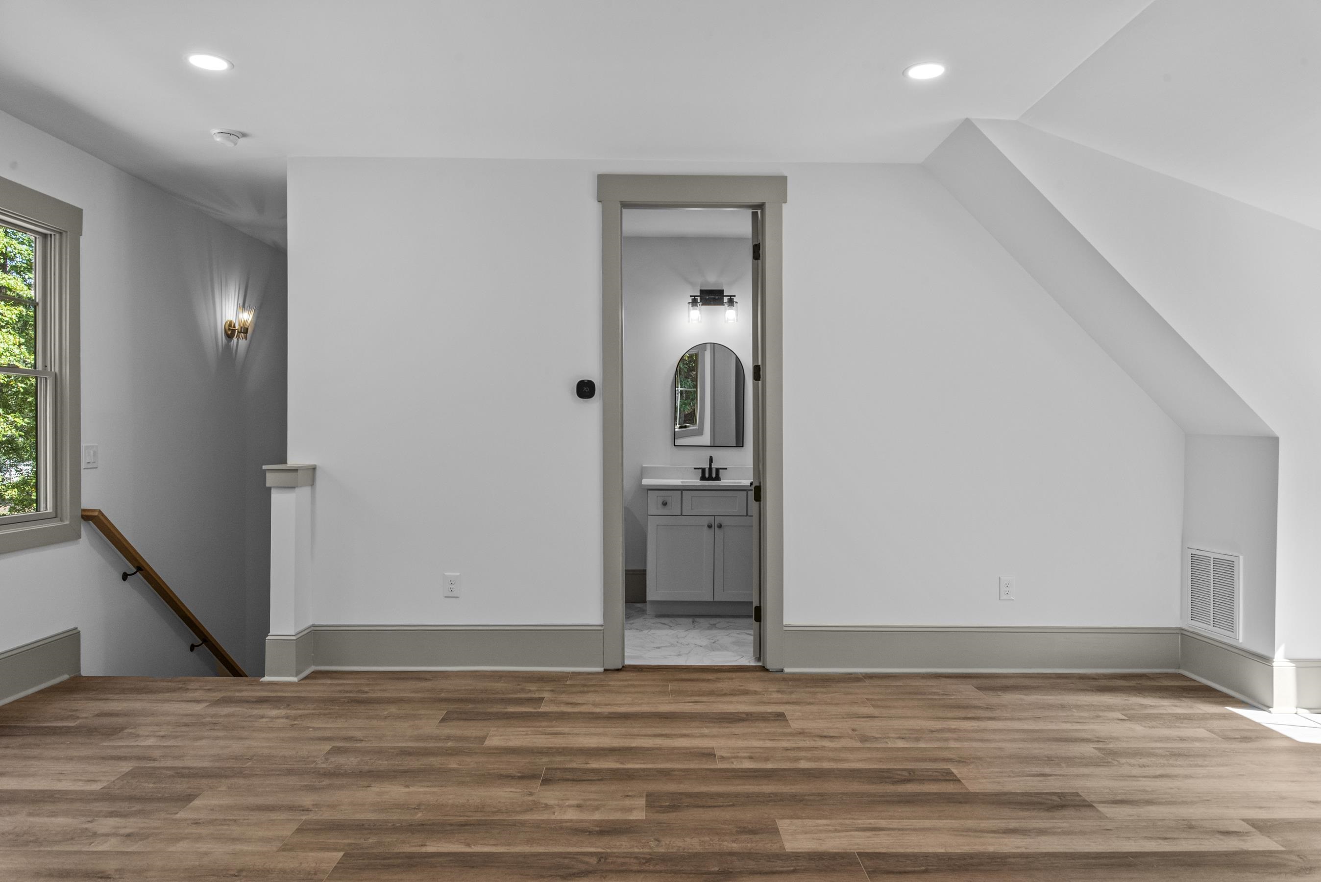 1281 SNUG HARBOR DRIVE