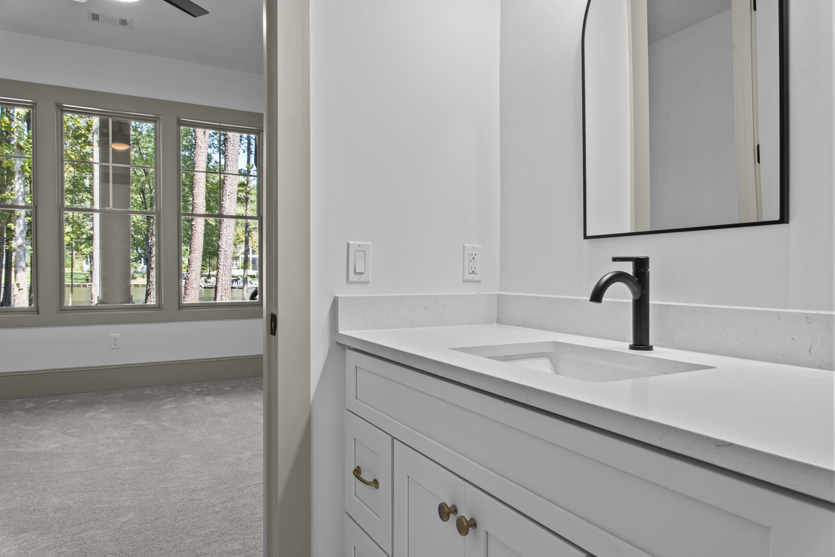 1281 SNUG HARBOR DRIVE