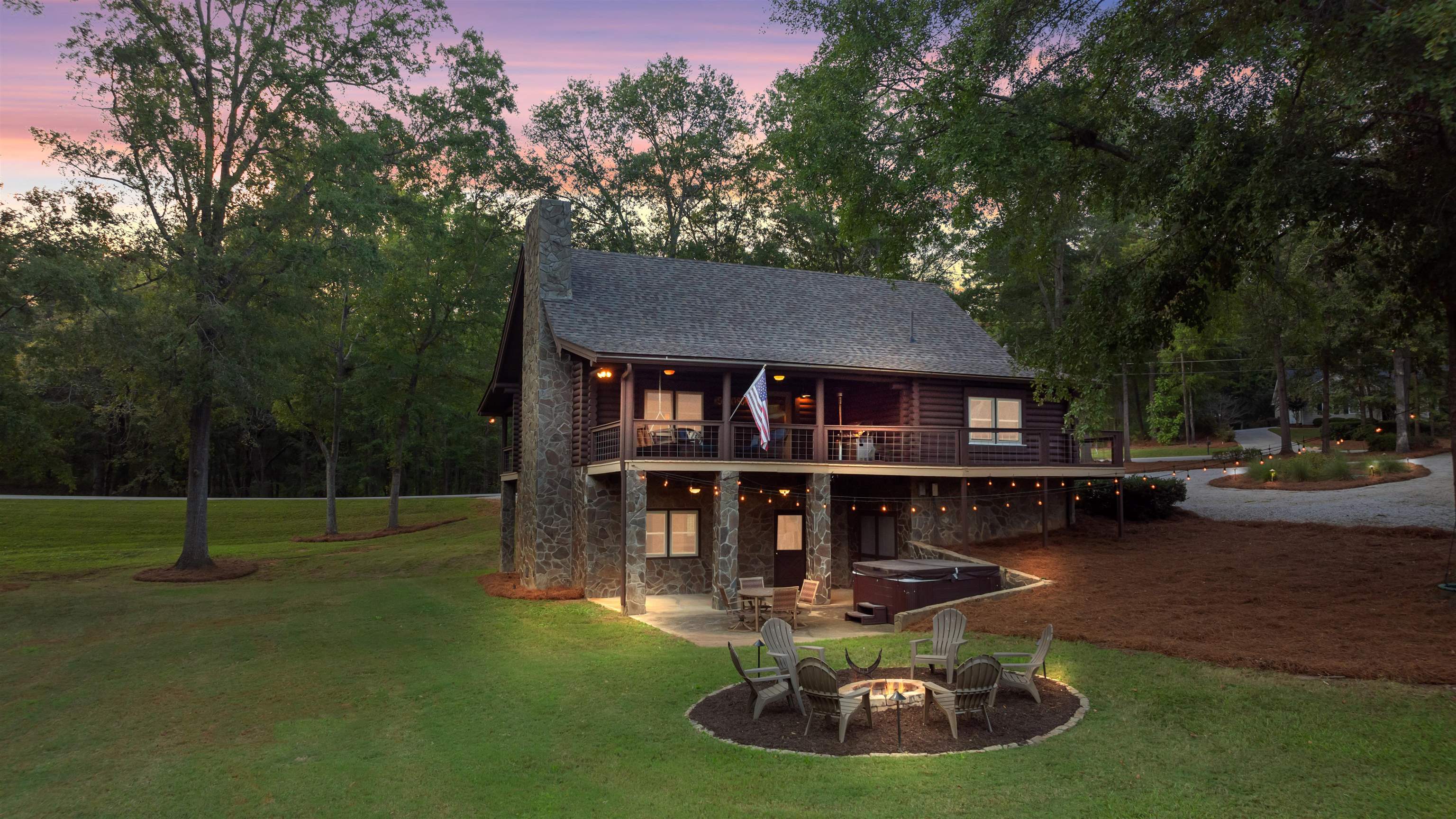 224 LOCH WAY
