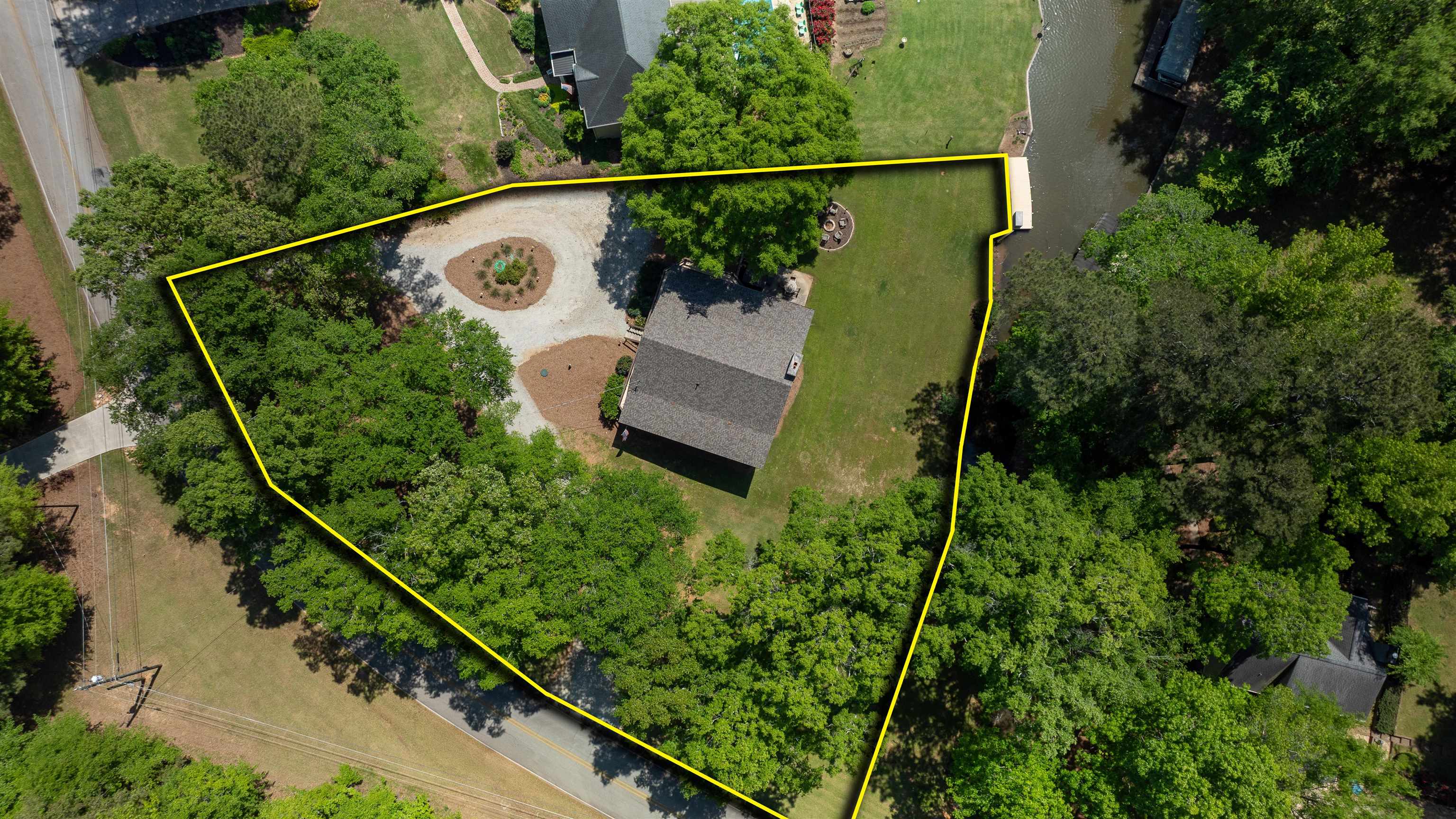 224 LOCH WAY