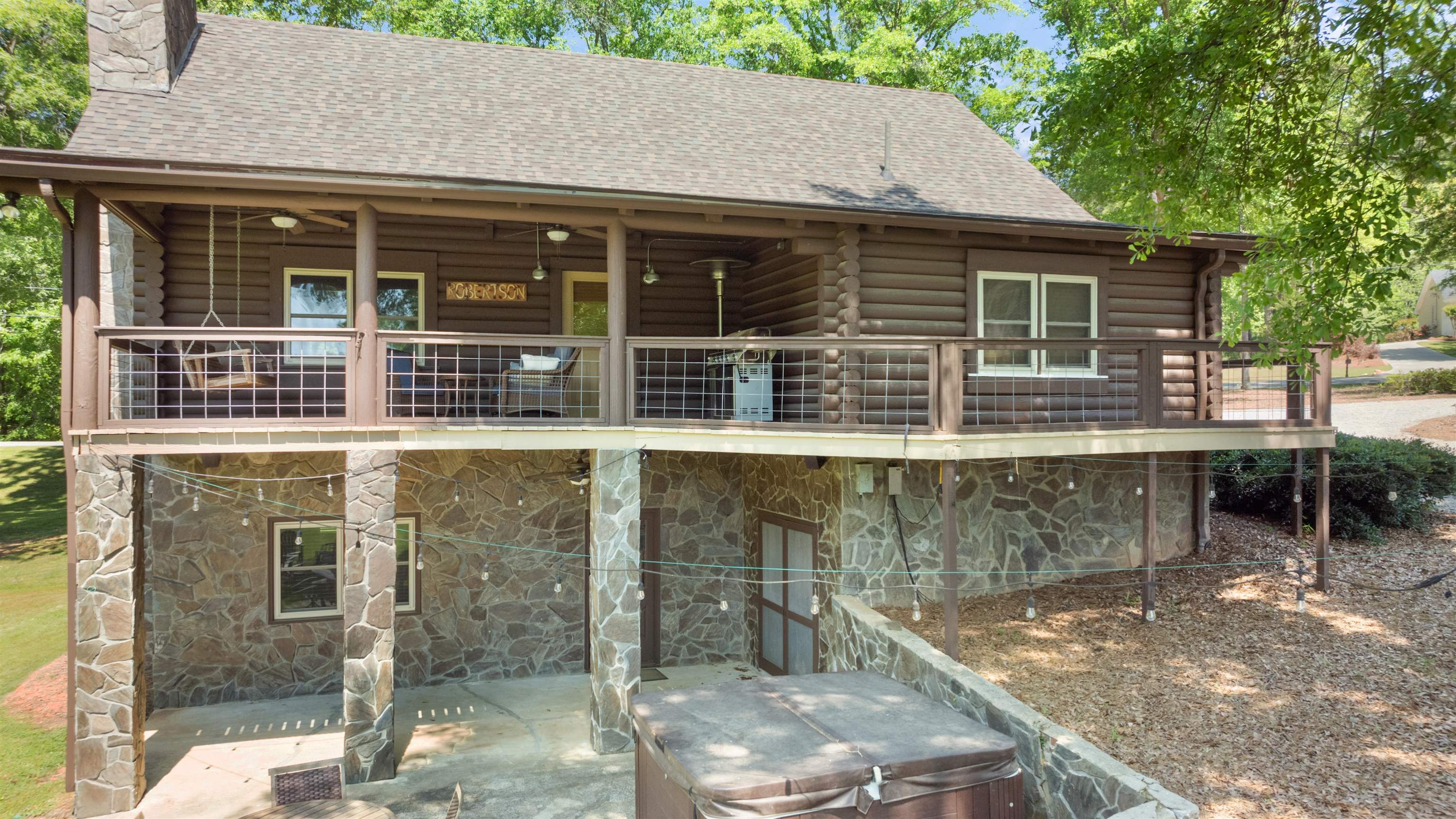 224 LOCH WAY
