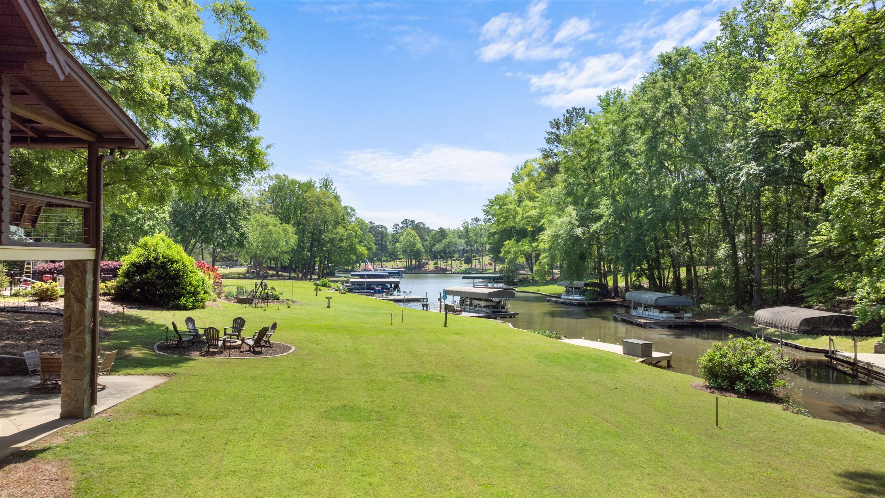 224 LOCH WAY