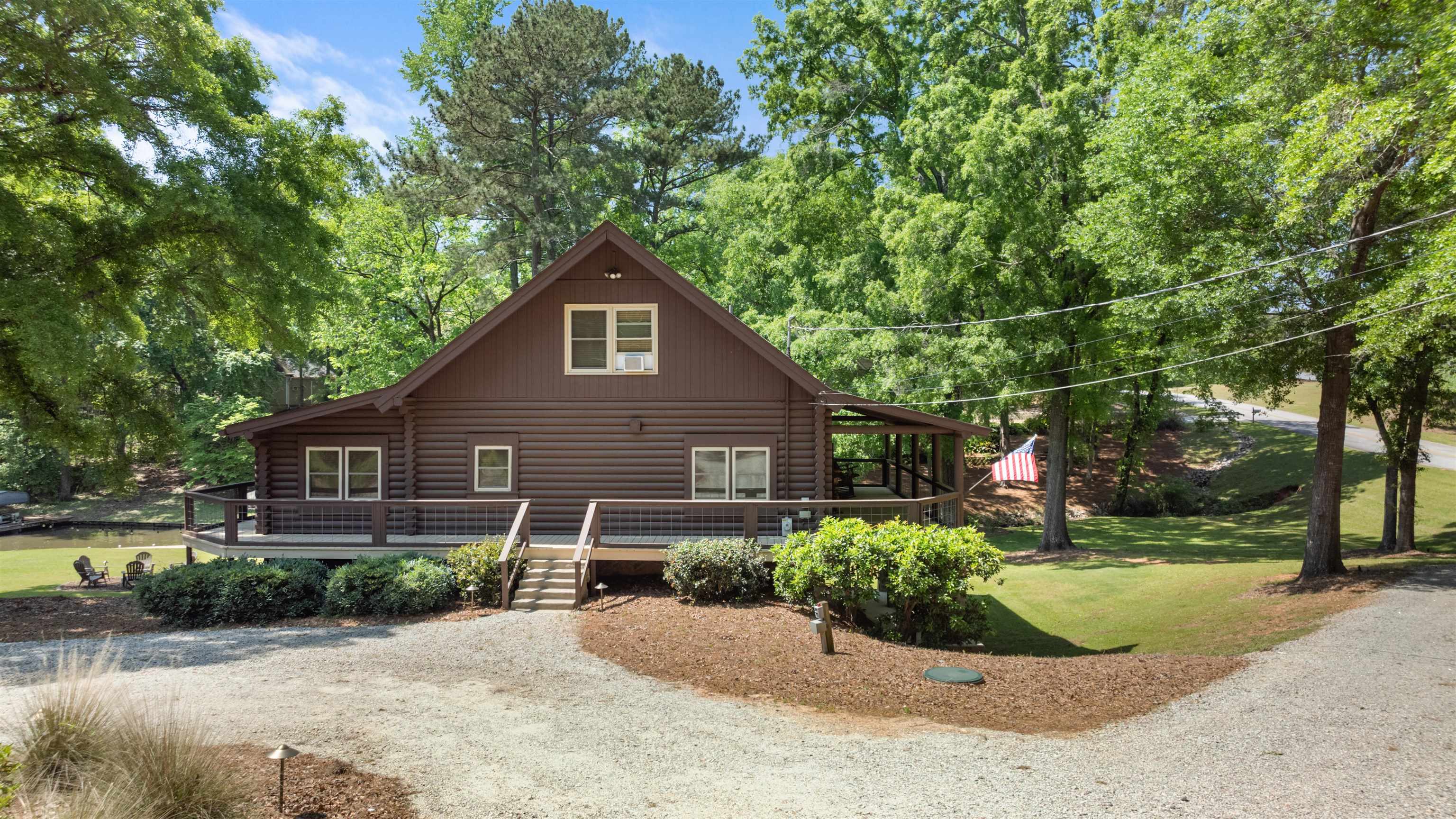 224 LOCH WAY