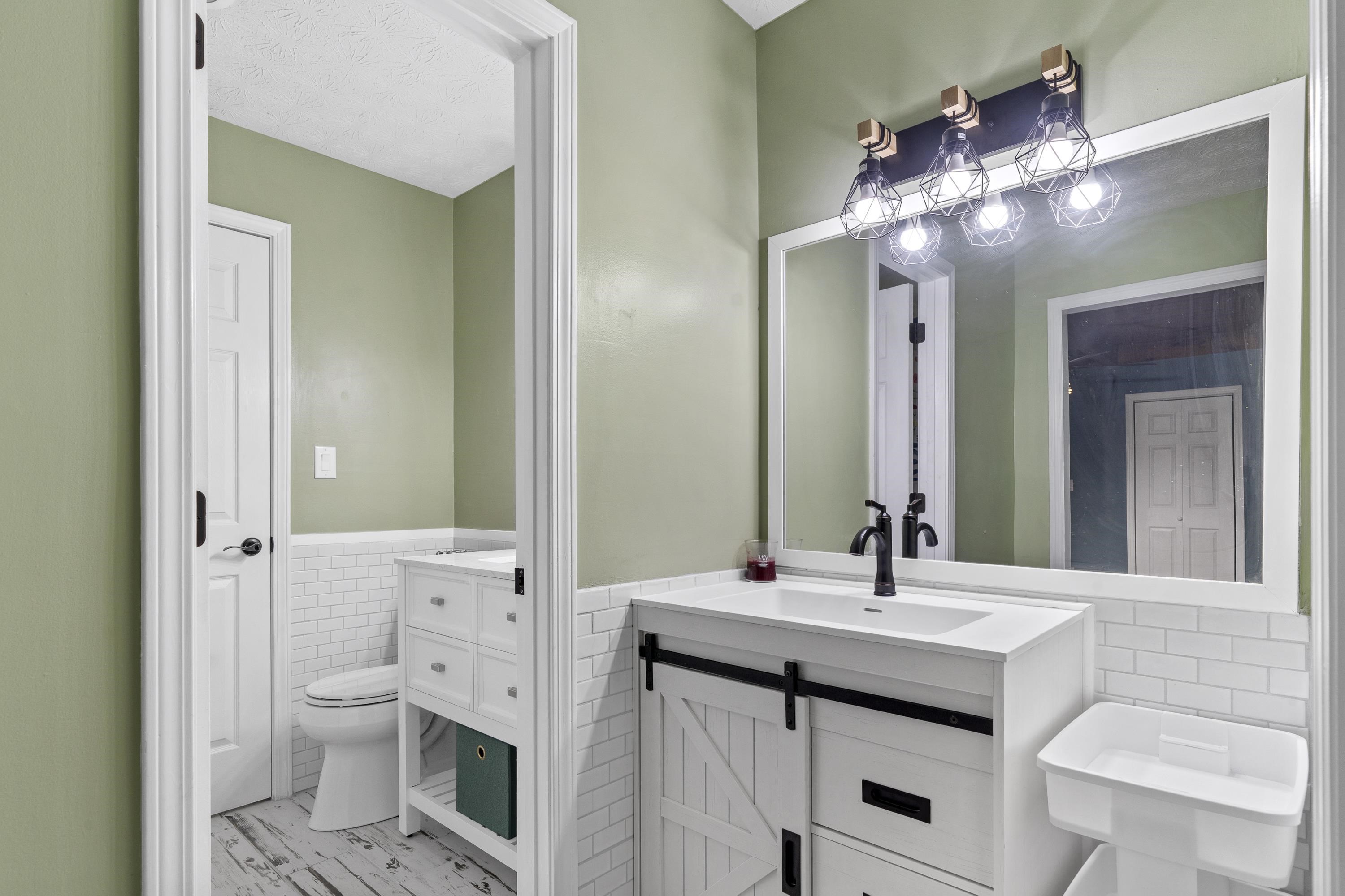 79 SUGAR CREEK TRAIL