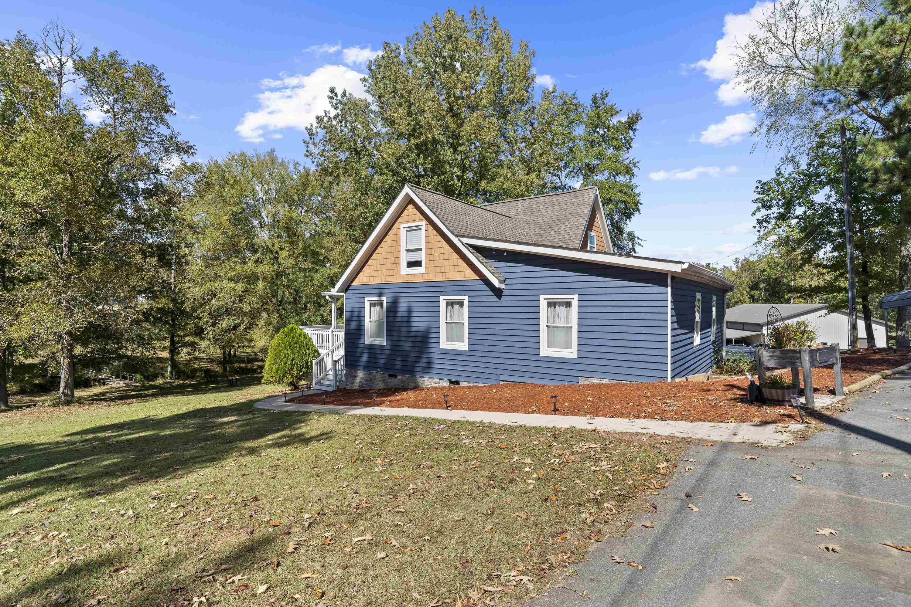 79 SUGAR CREEK TRAIL