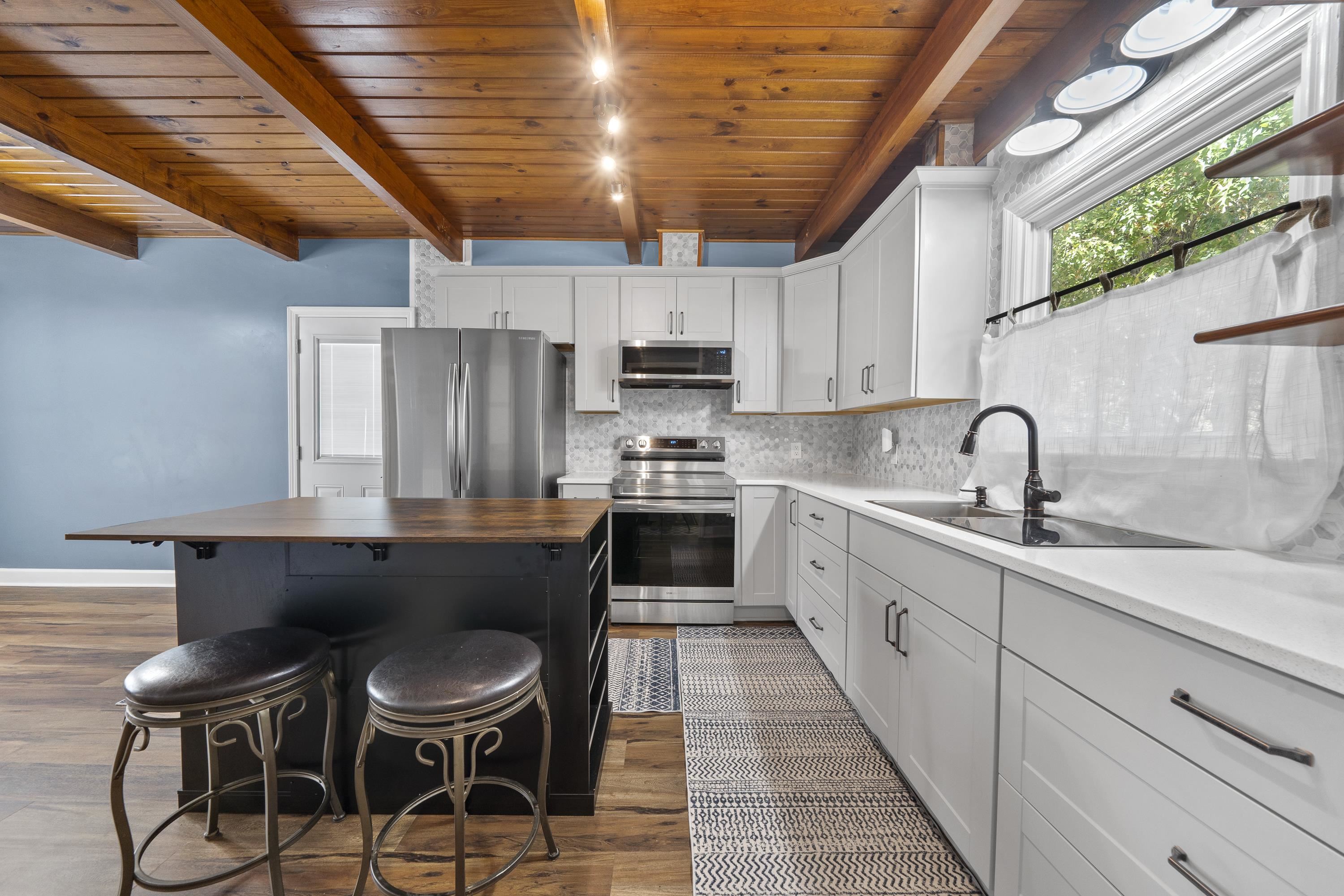 79 SUGAR CREEK TRAIL