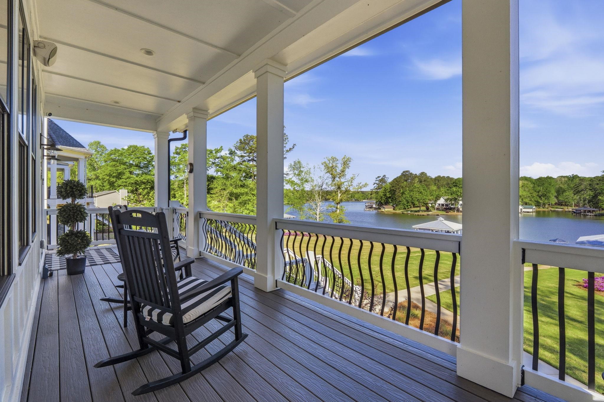 1090 CROOKED CREEK ROAD