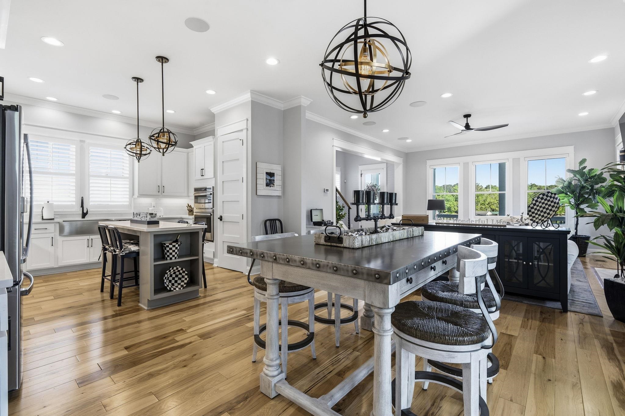 1090 CROOKED CREEK ROAD