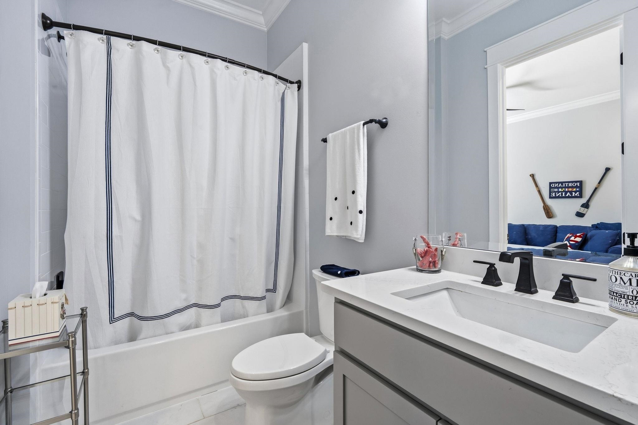 1090 CROOKED CREEK ROAD