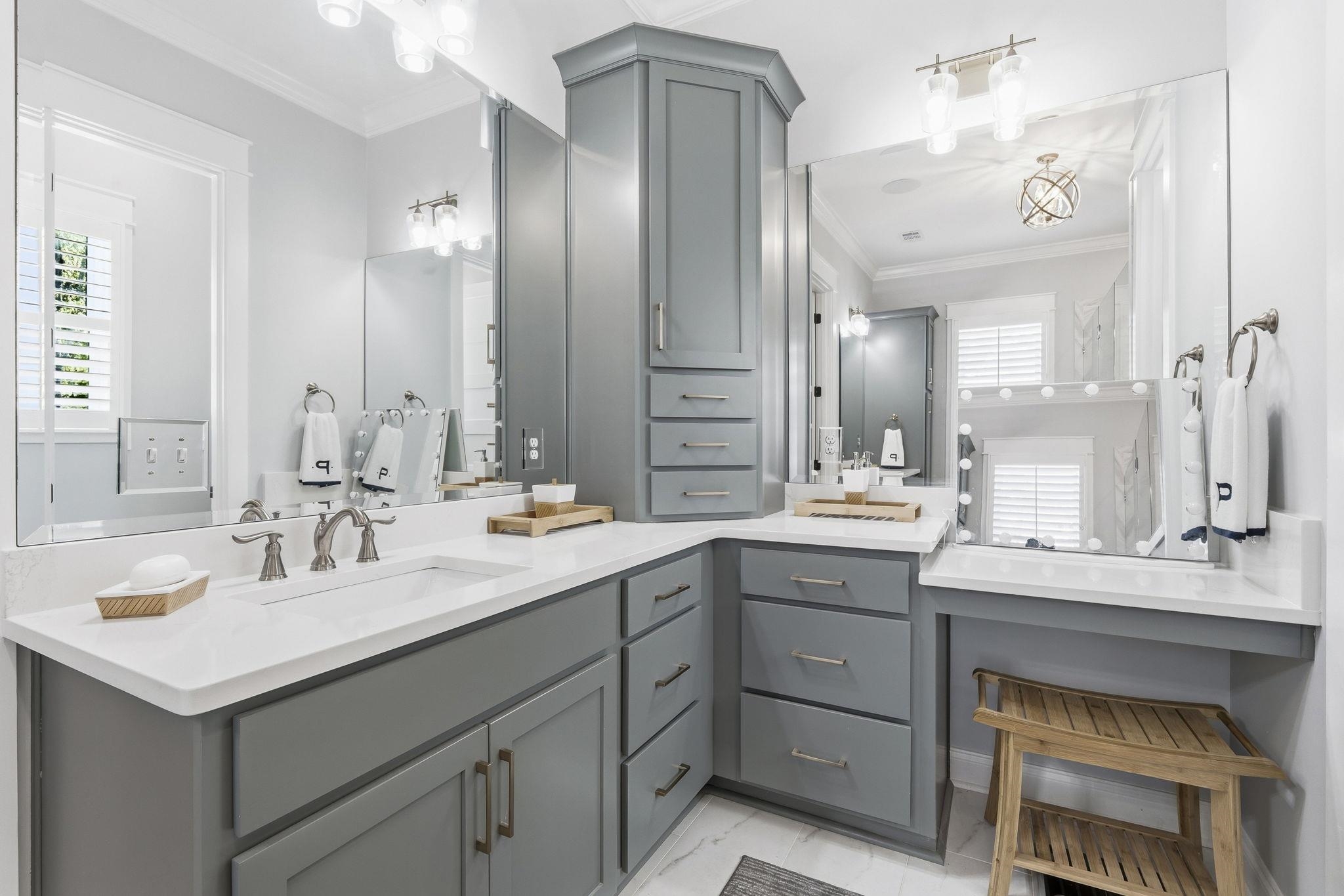 1090 CROOKED CREEK ROAD