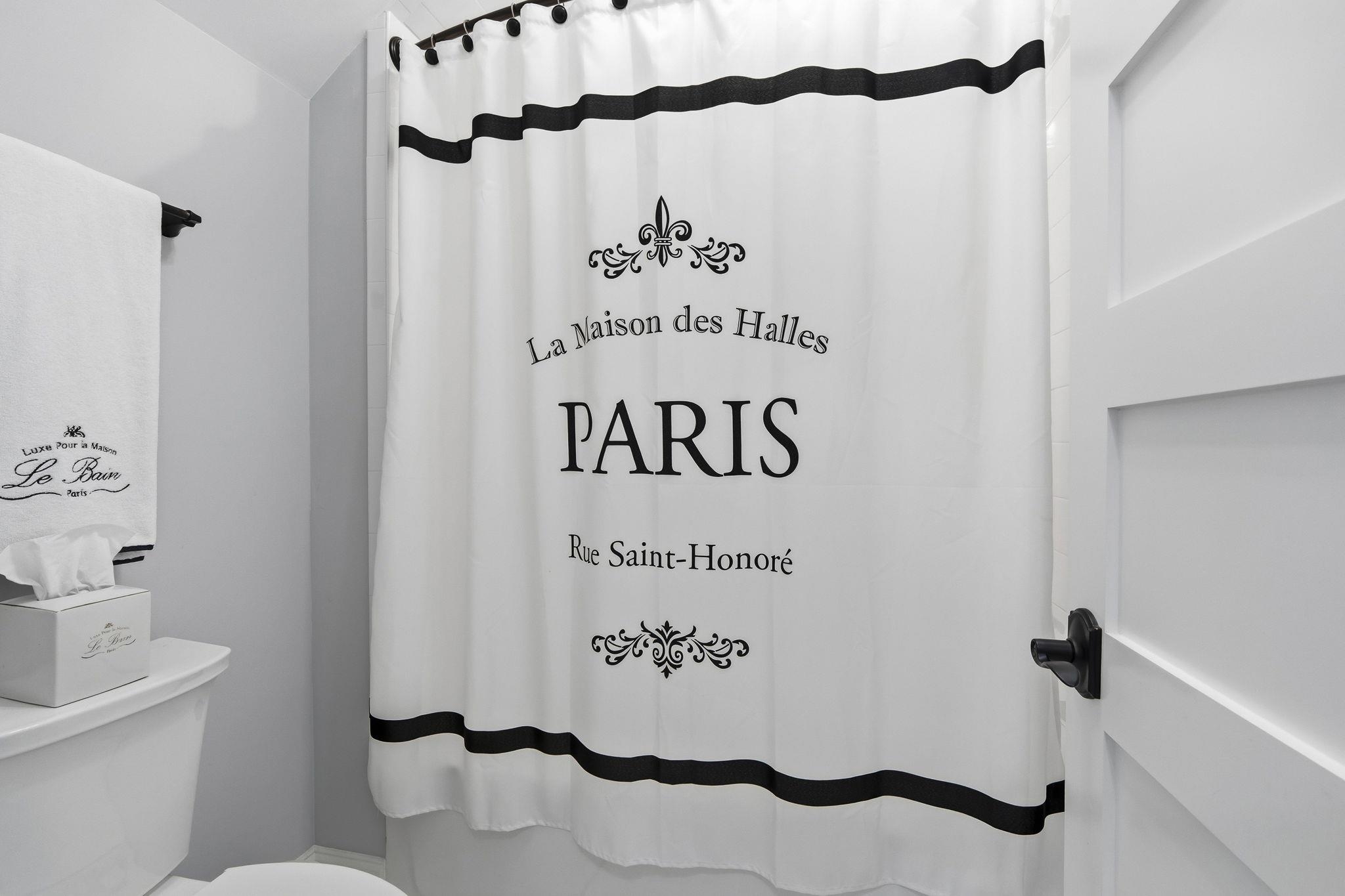 1090 CROOKED CREEK ROAD