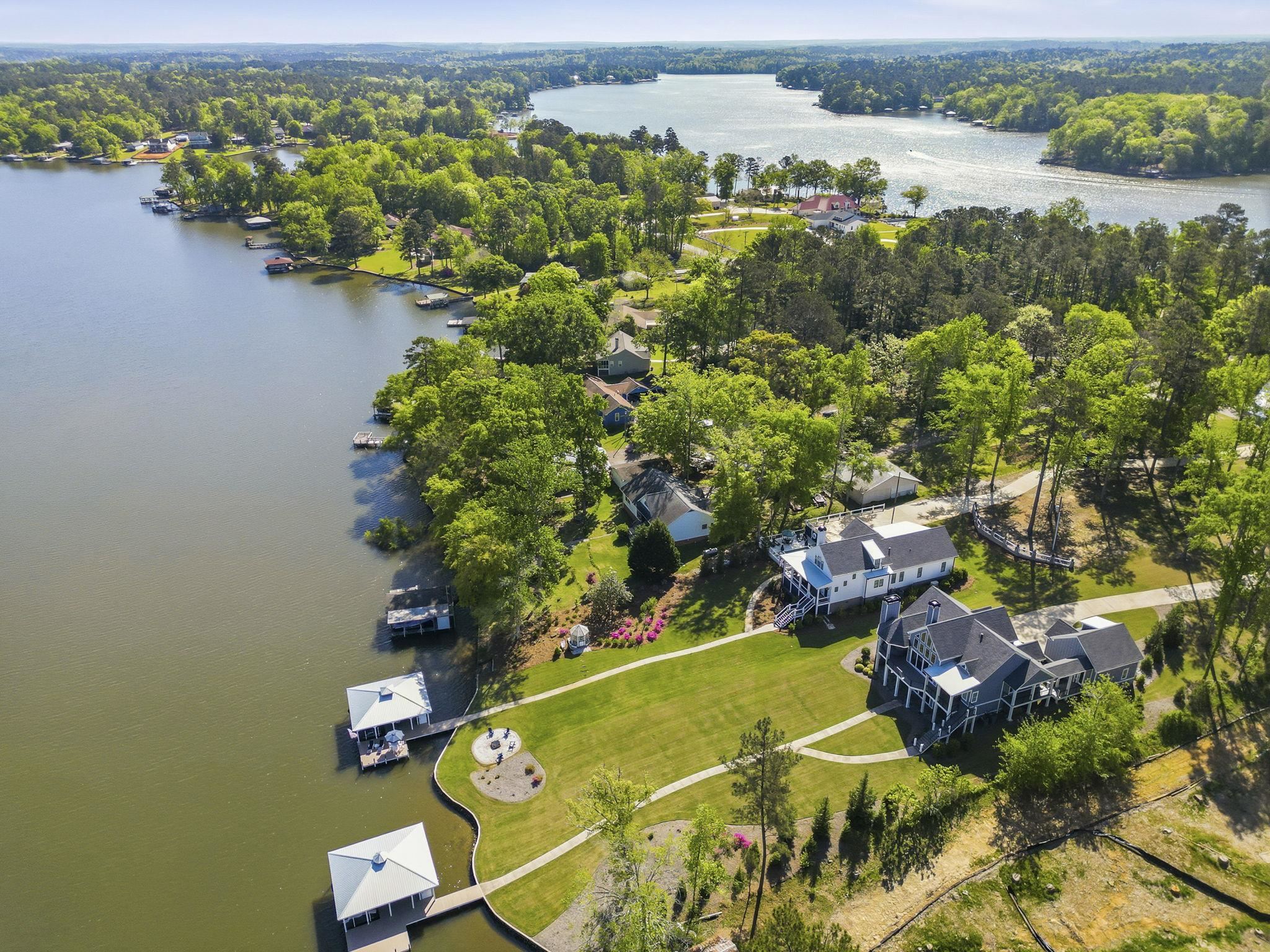 1090 CROOKED CREEK ROAD