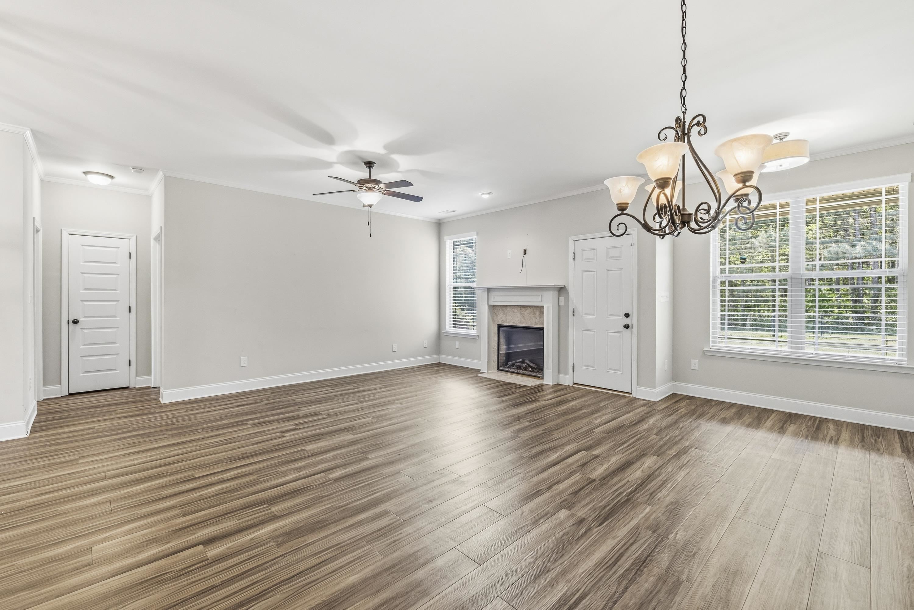 124 HUNTERS CHASE COURT