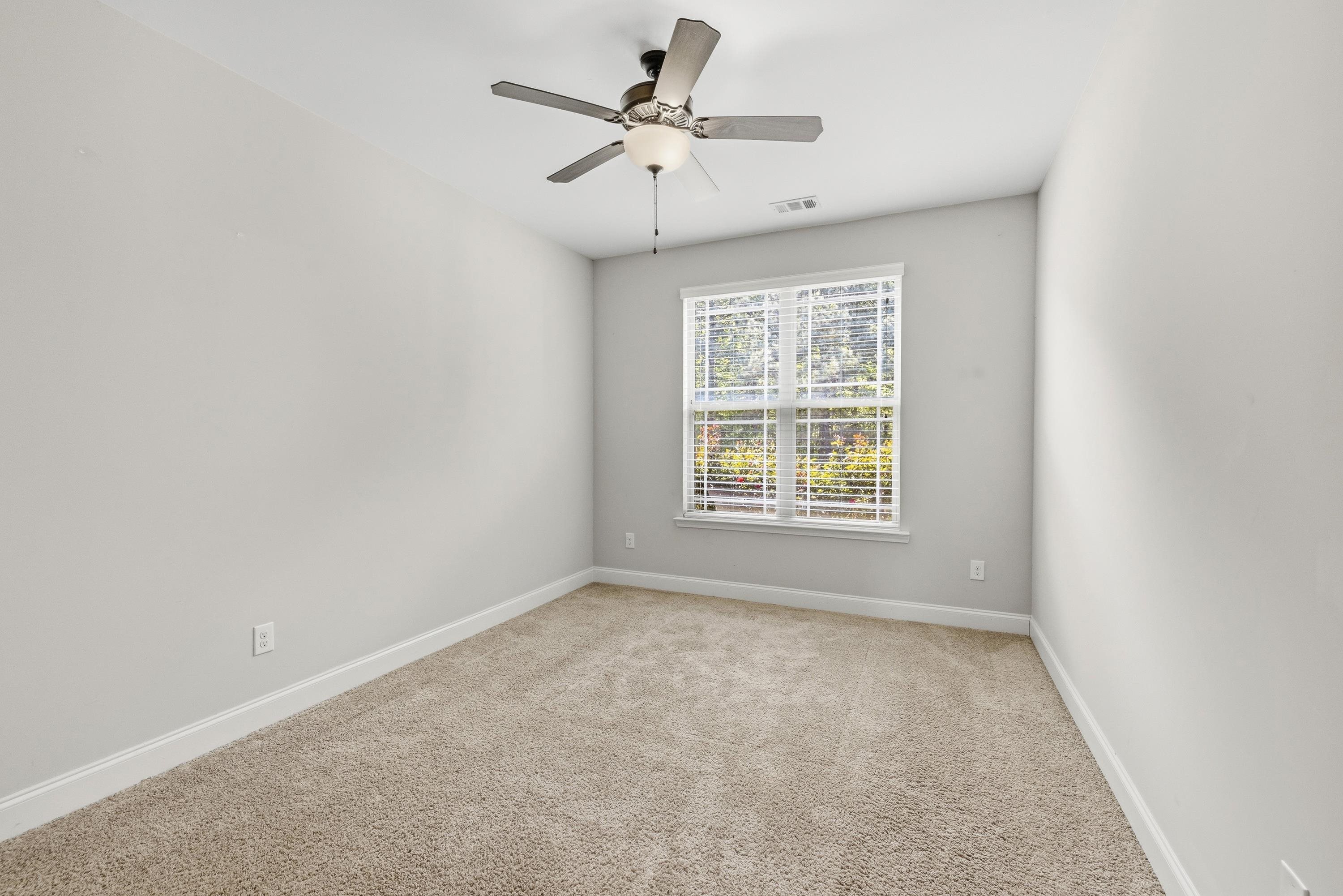 124 HUNTERS CHASE COURT