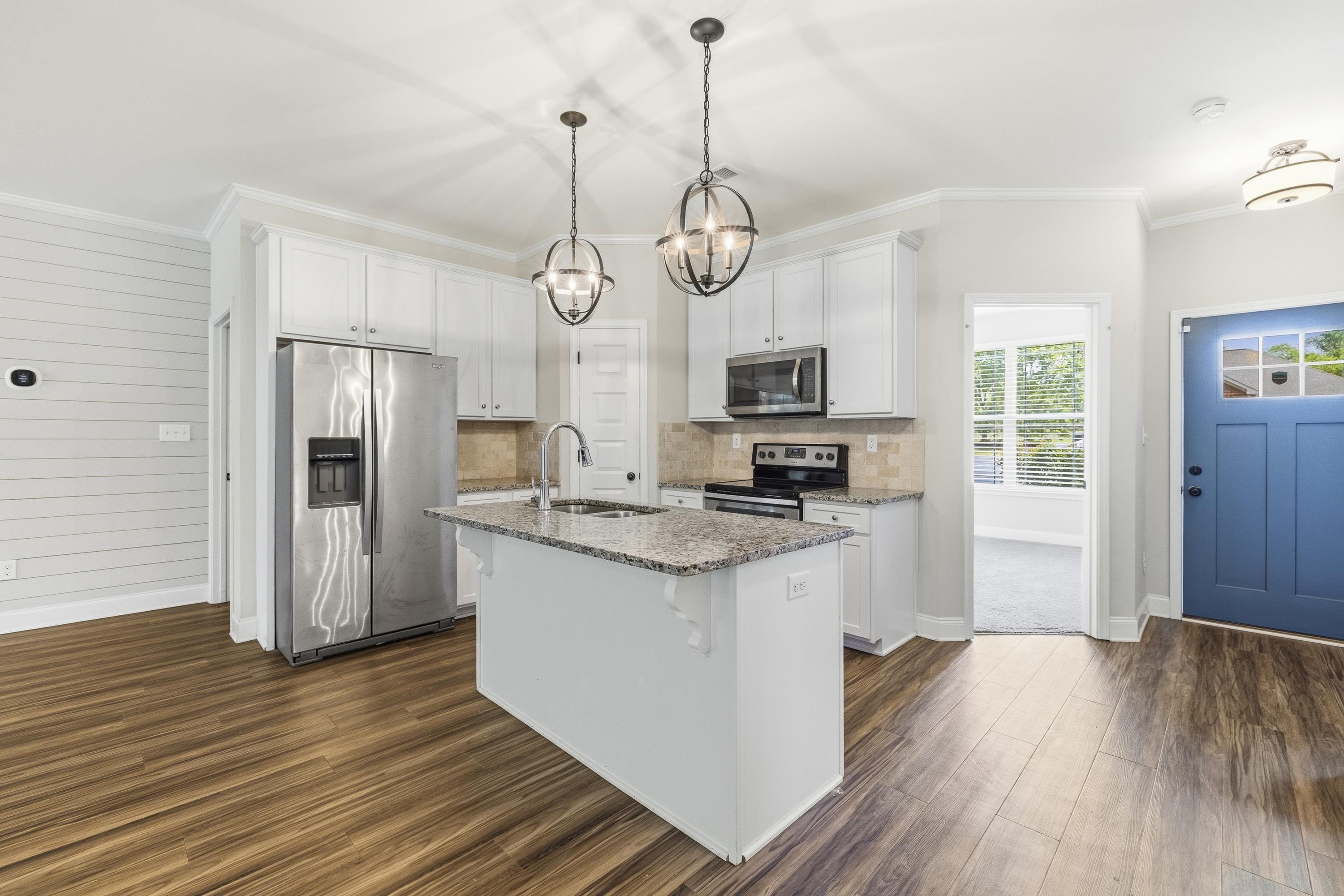 124 HUNTERS CHASE COURT