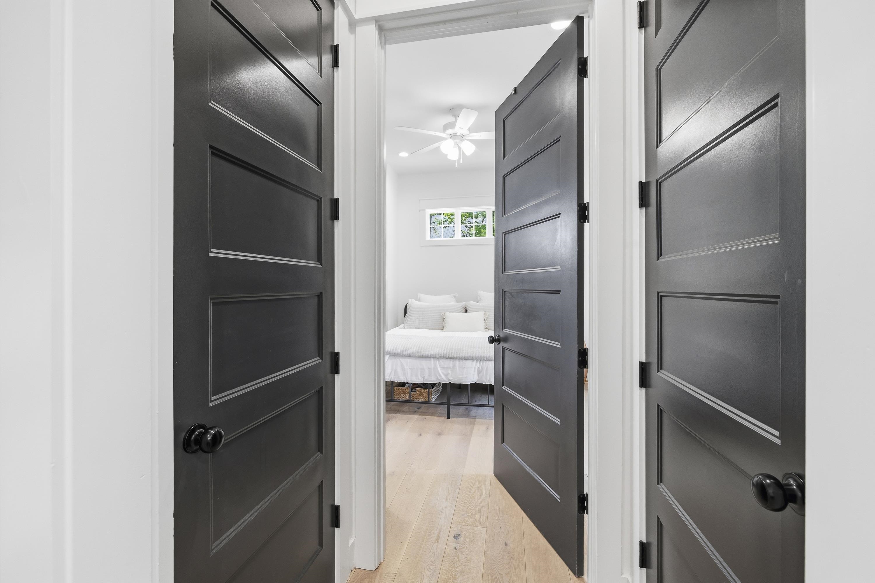 109 LONG SHOALS CIRCLE