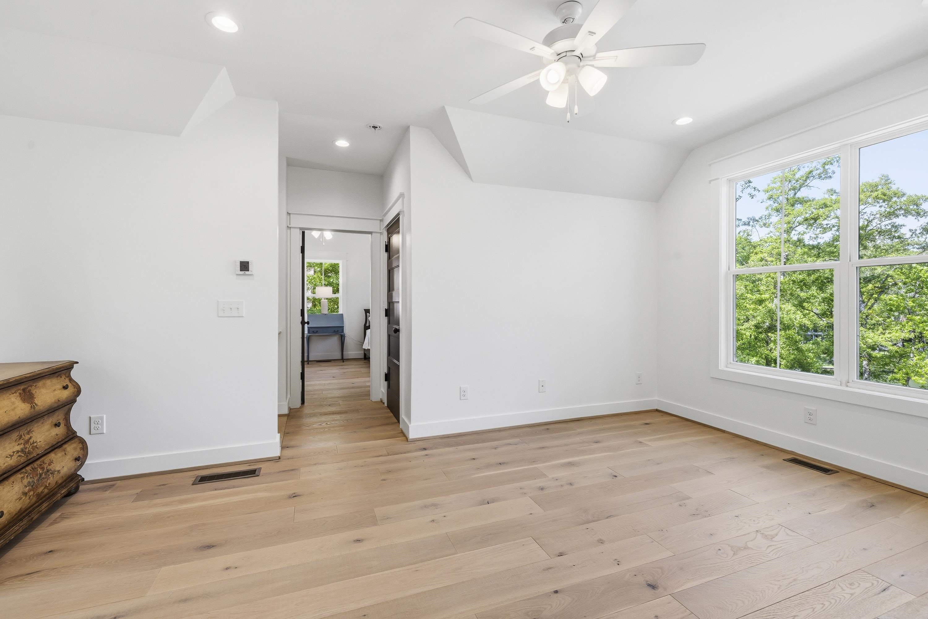 109 LONG SHOALS CIRCLE