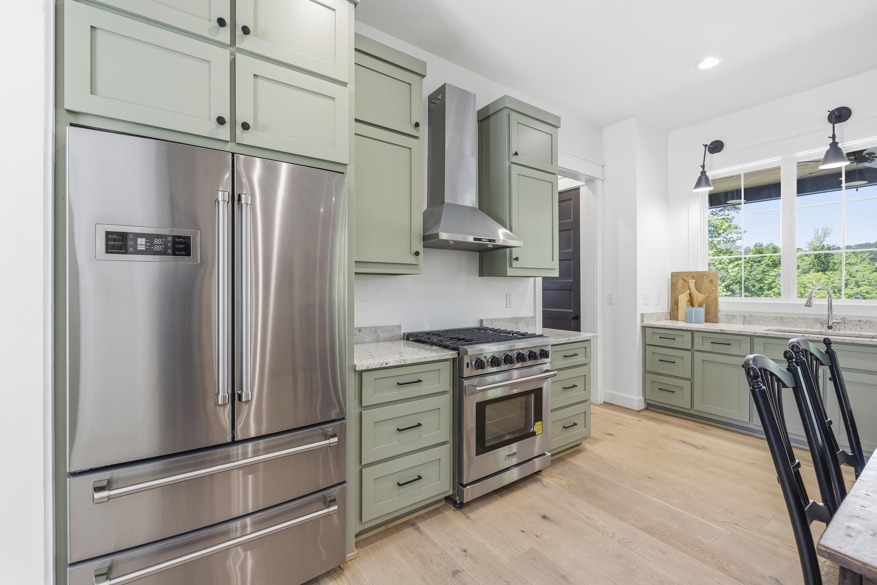 109 LONG SHOALS CIRCLE