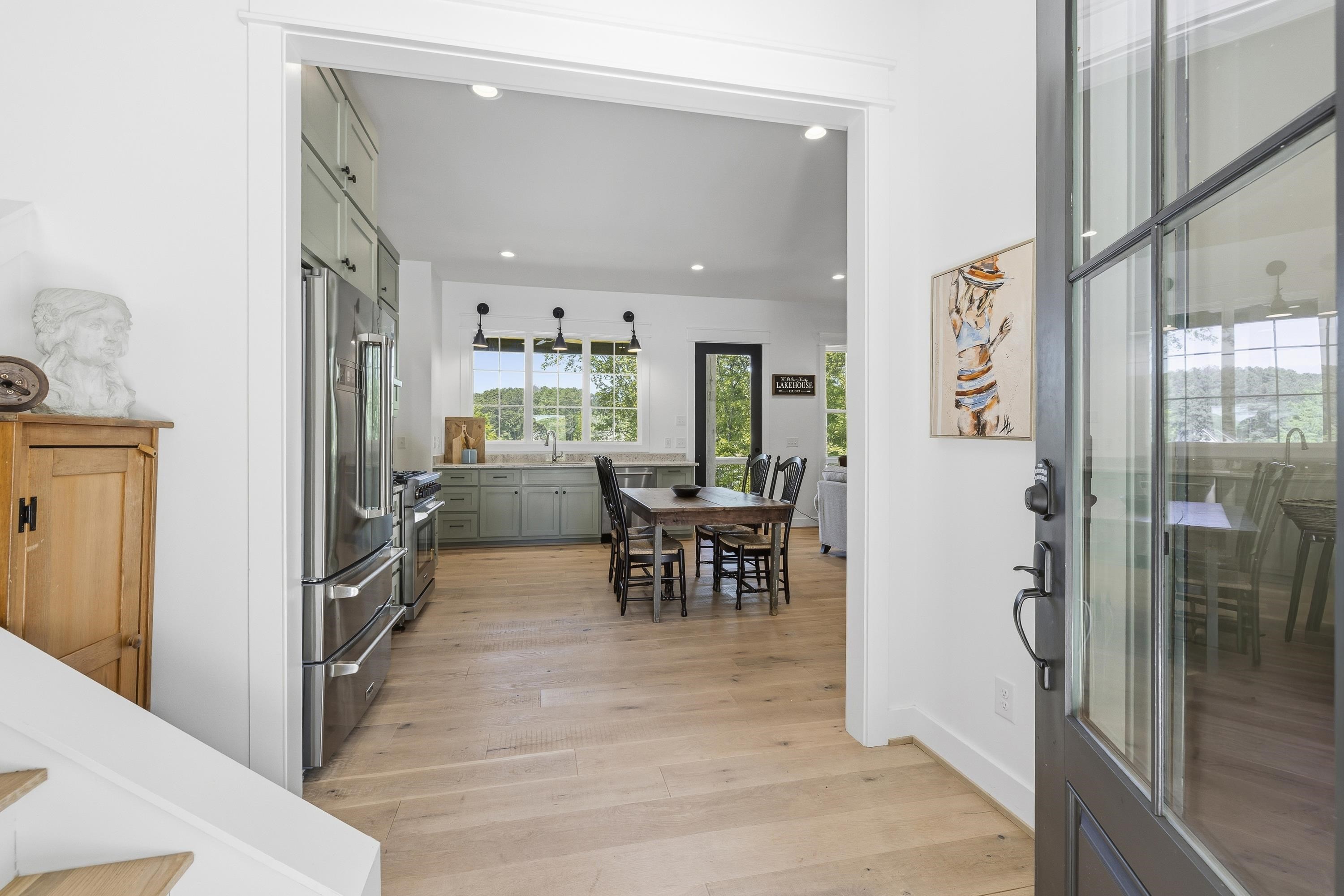 109 LONG SHOALS CIRCLE