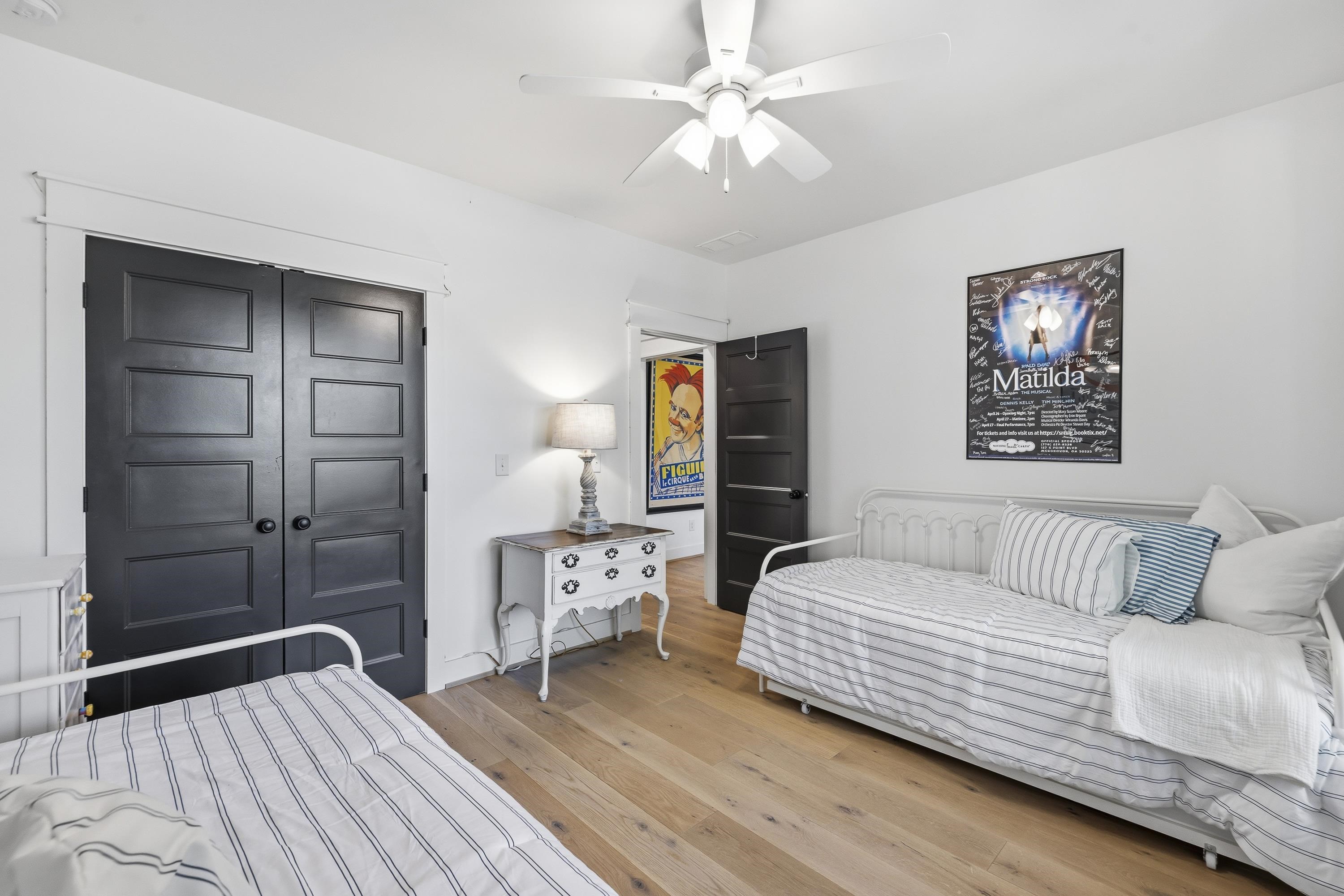 109 LONG SHOALS CIRCLE