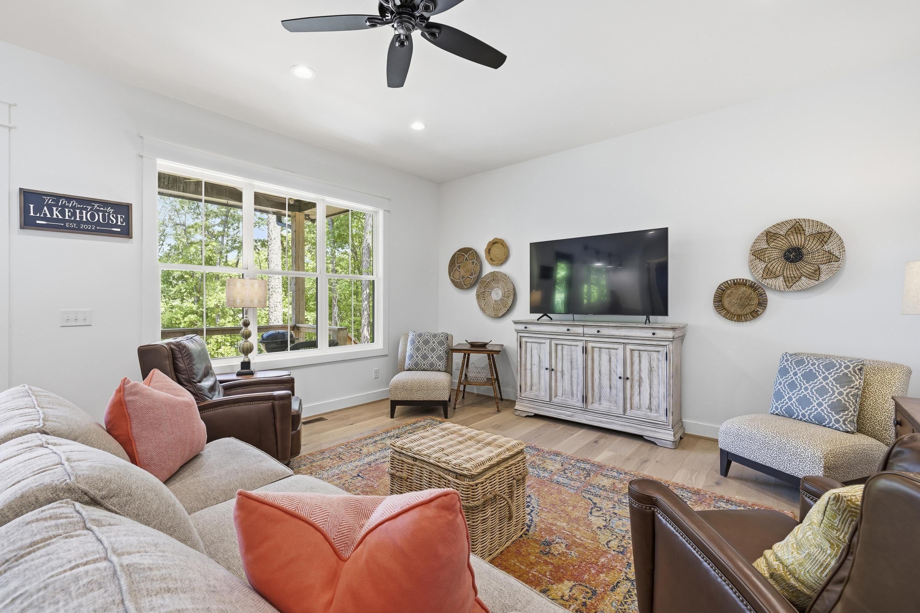 109 LONG SHOALS CIRCLE