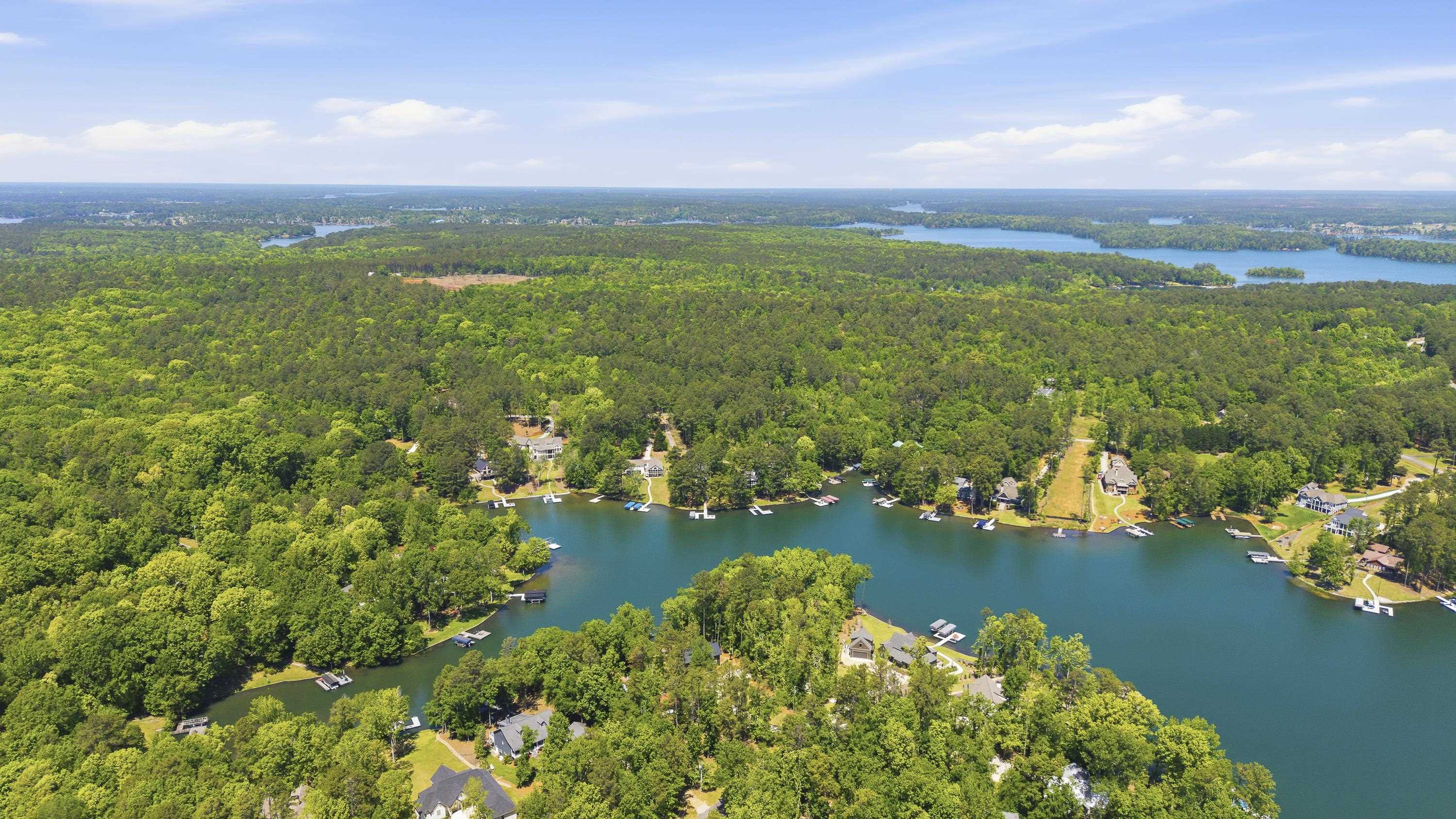 109 LONG SHOALS CIRCLE