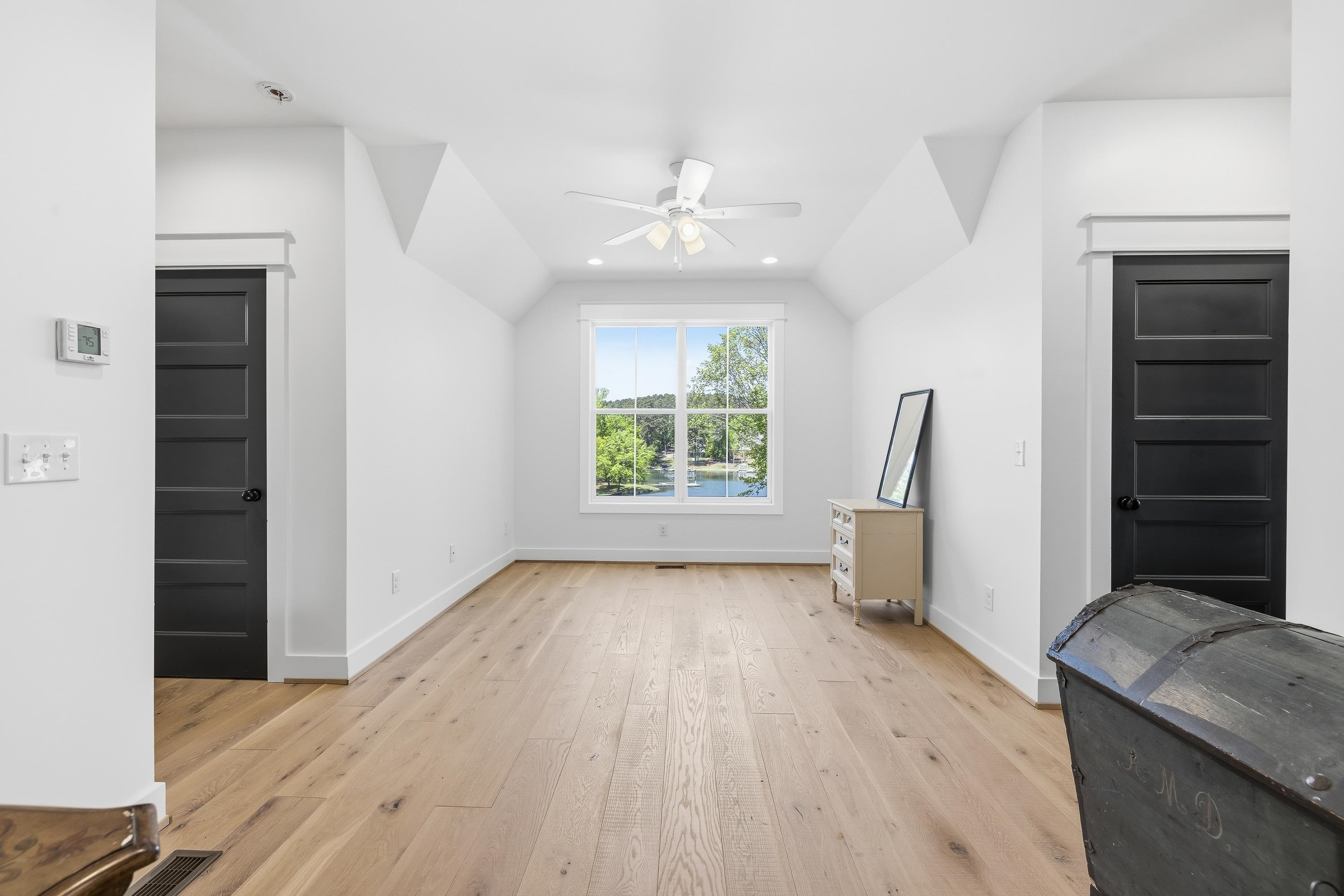 109 LONG SHOALS CIRCLE