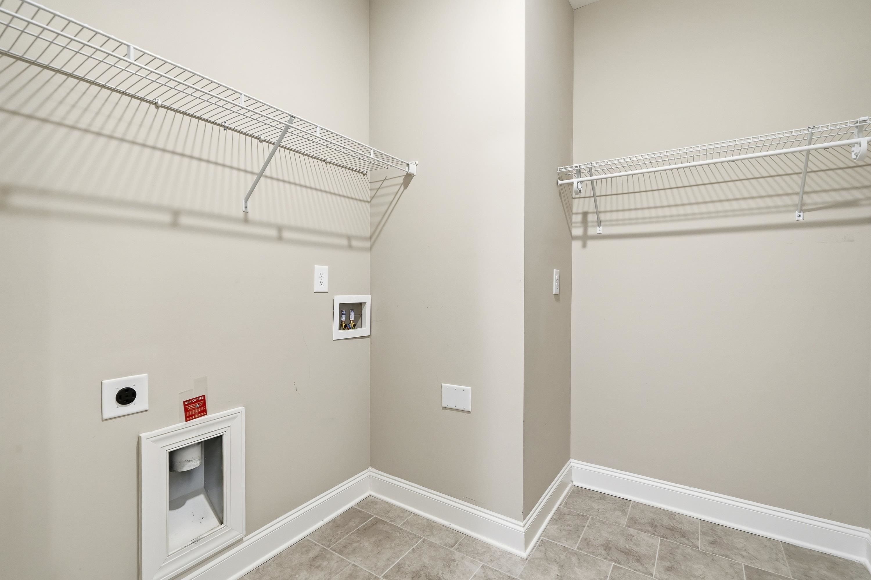 1070 PROVIDENCE LOOP