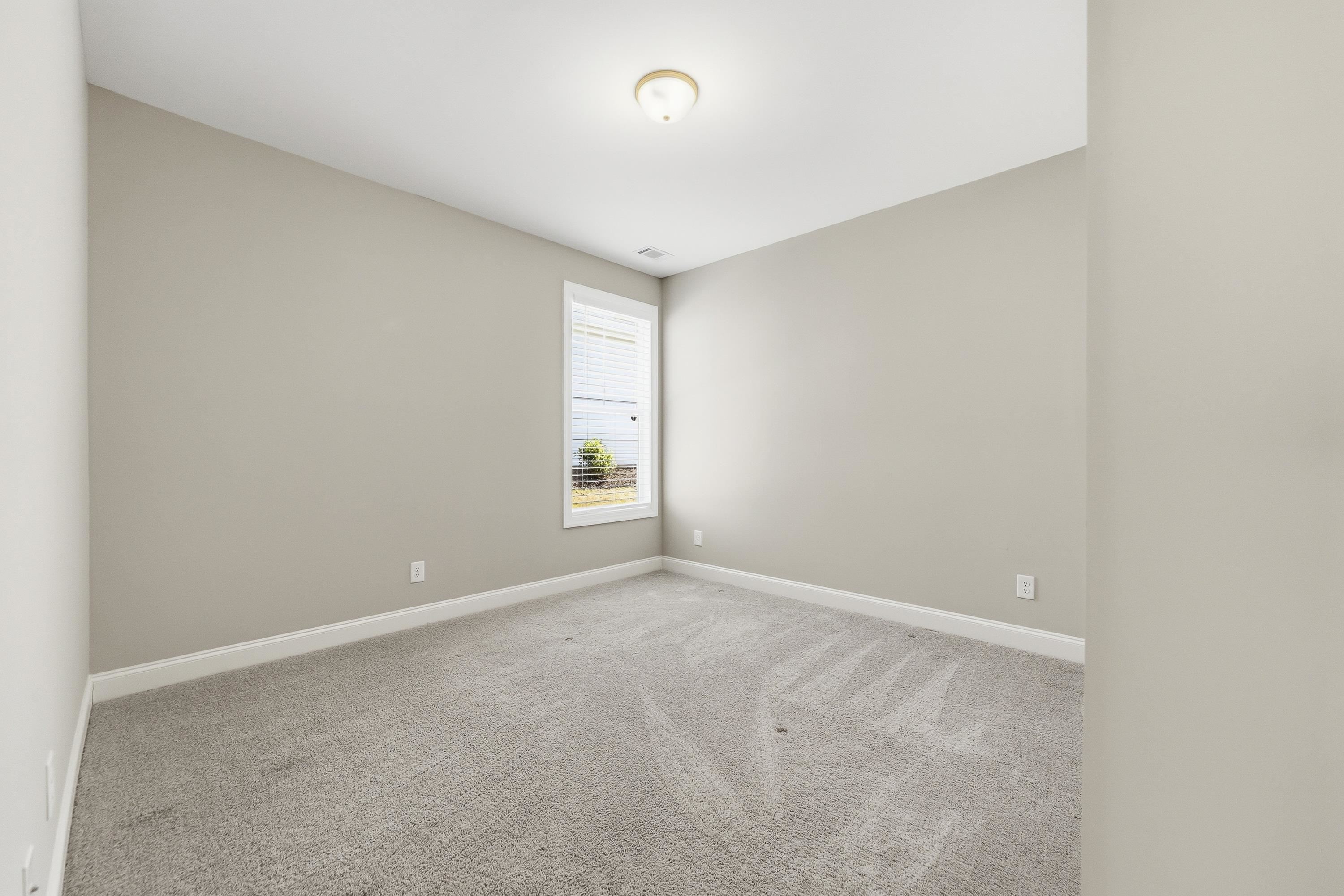 1070 PROVIDENCE LOOP