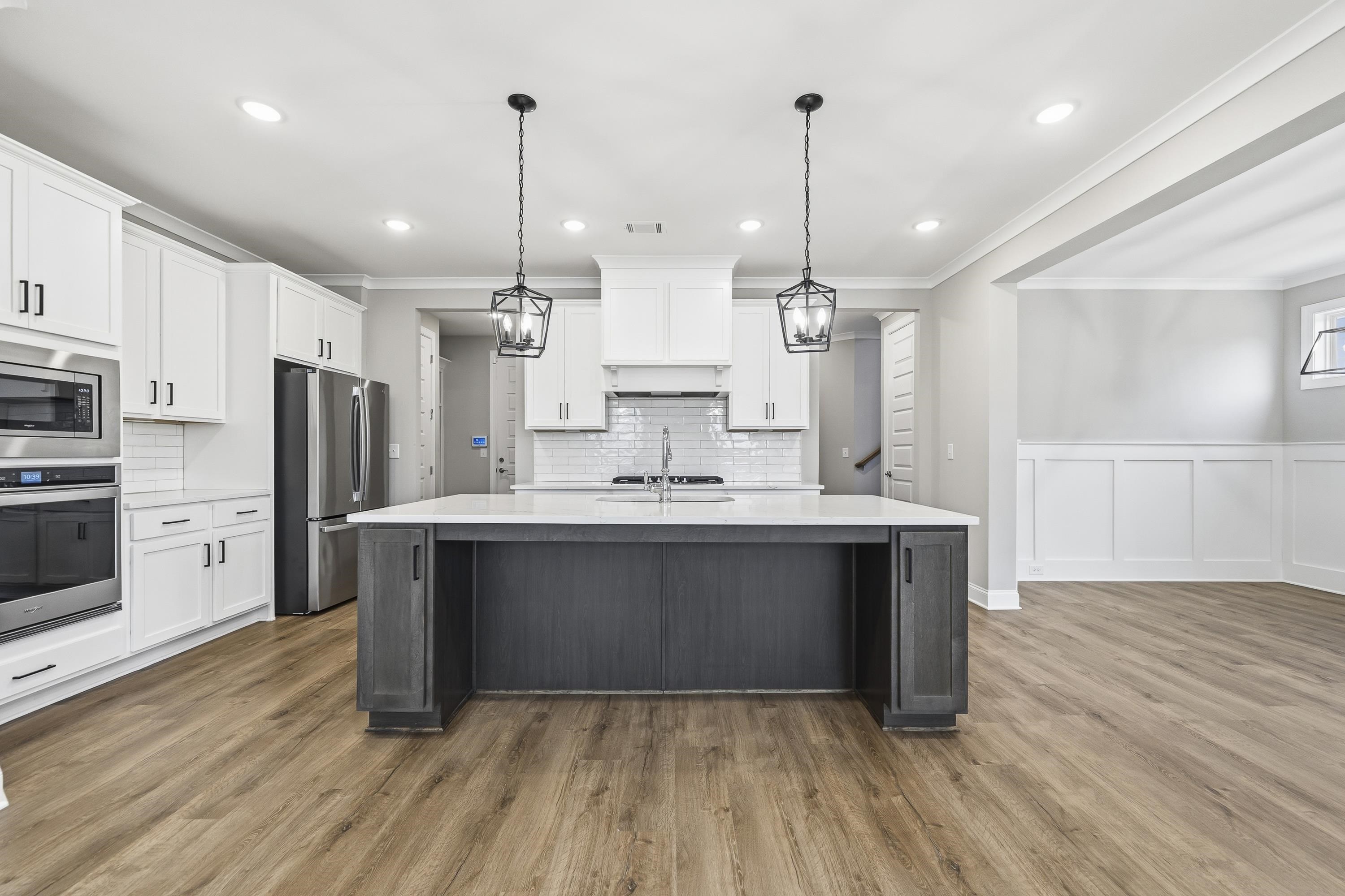 1070 PROVIDENCE LOOP