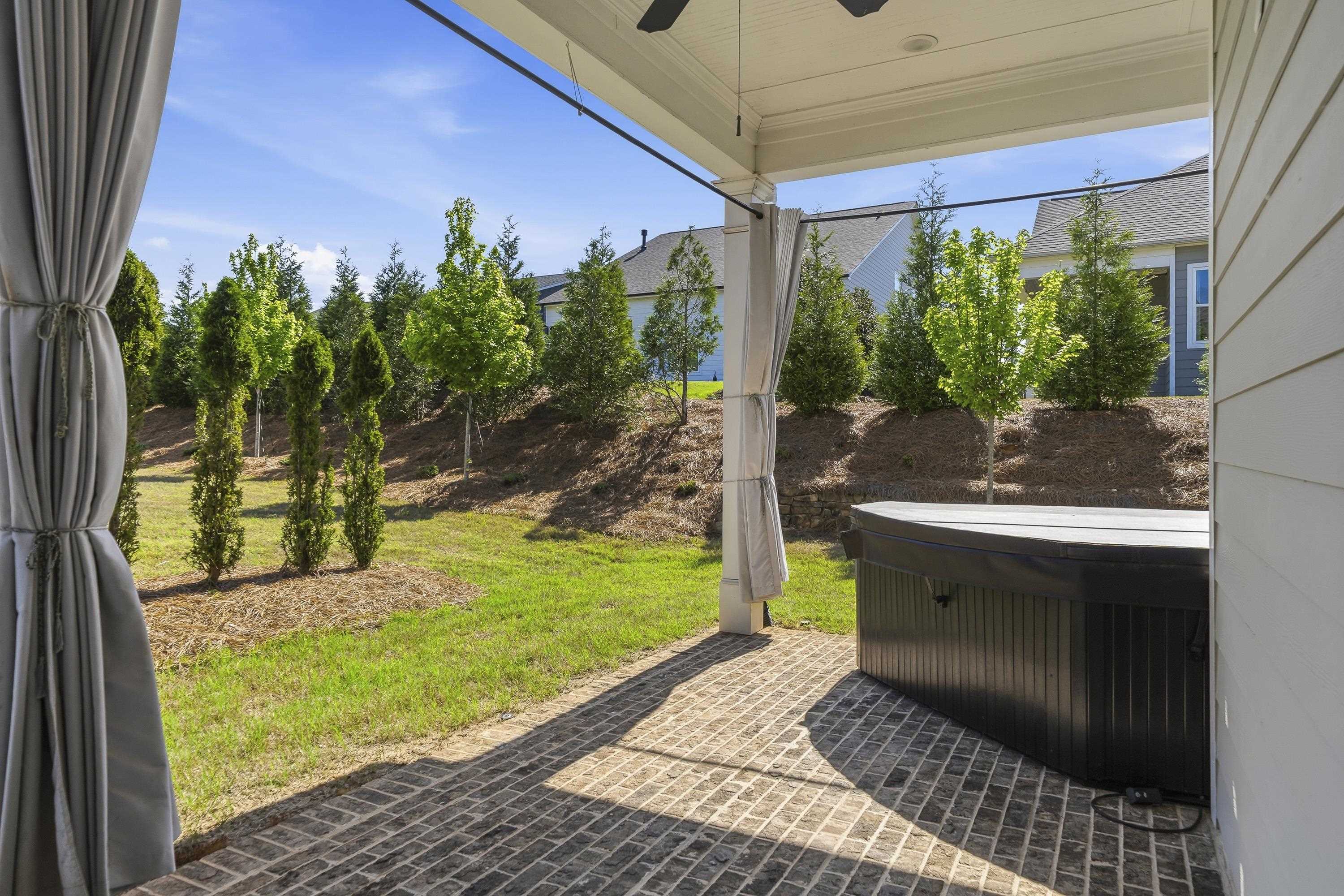 1070 PROVIDENCE LOOP