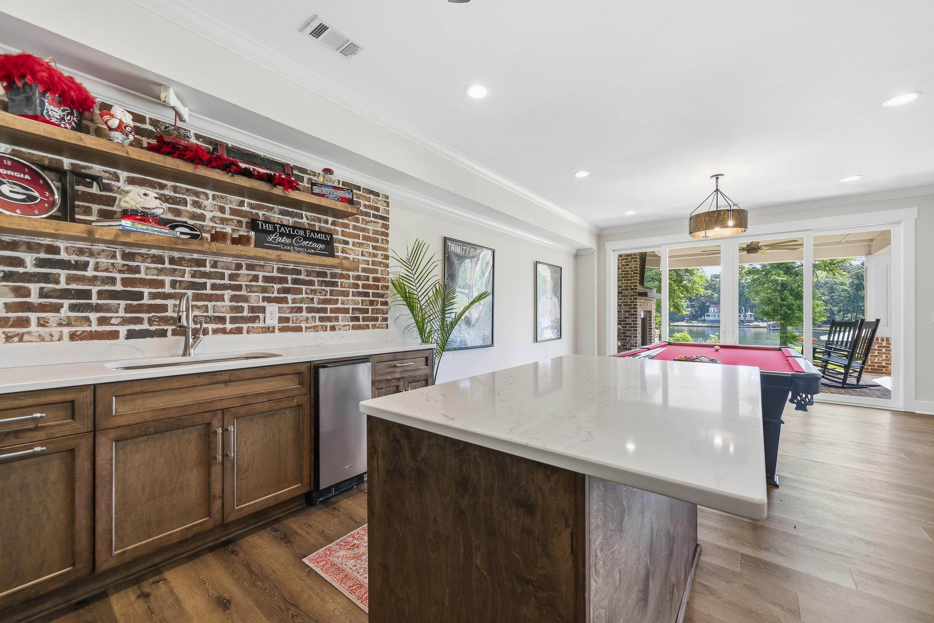 112 S CAY DRIVE