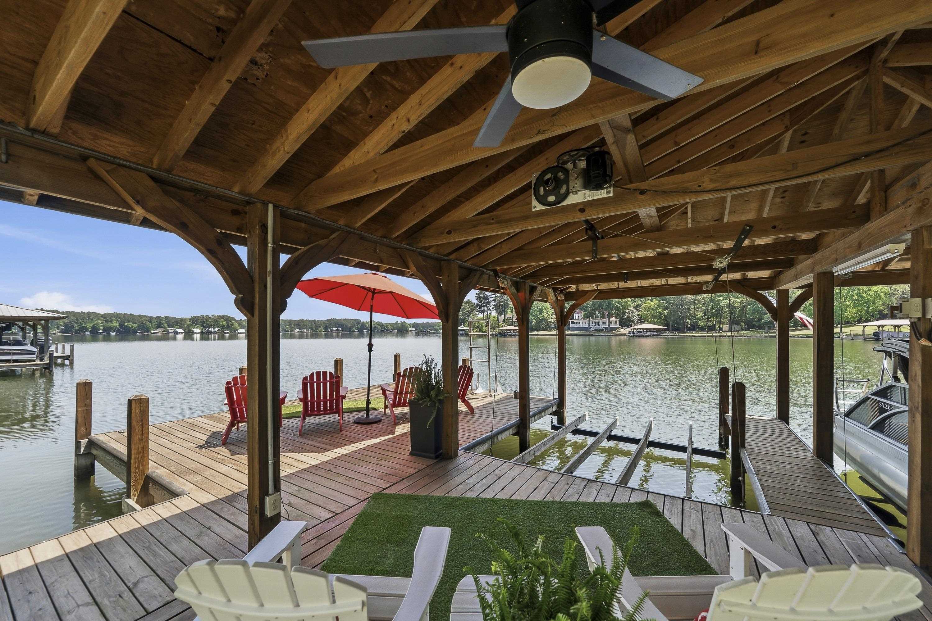 112 S CAY DRIVE